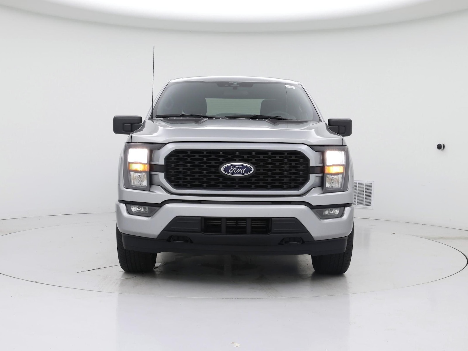 2023 Ford F-150 XL - Photo 6