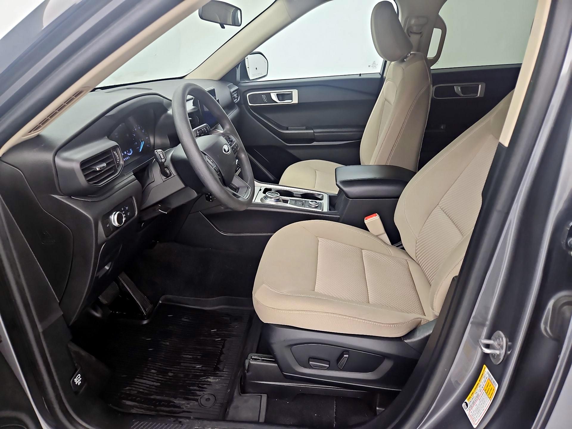 Thumbnail: 2022 Ford Explorer - 11
