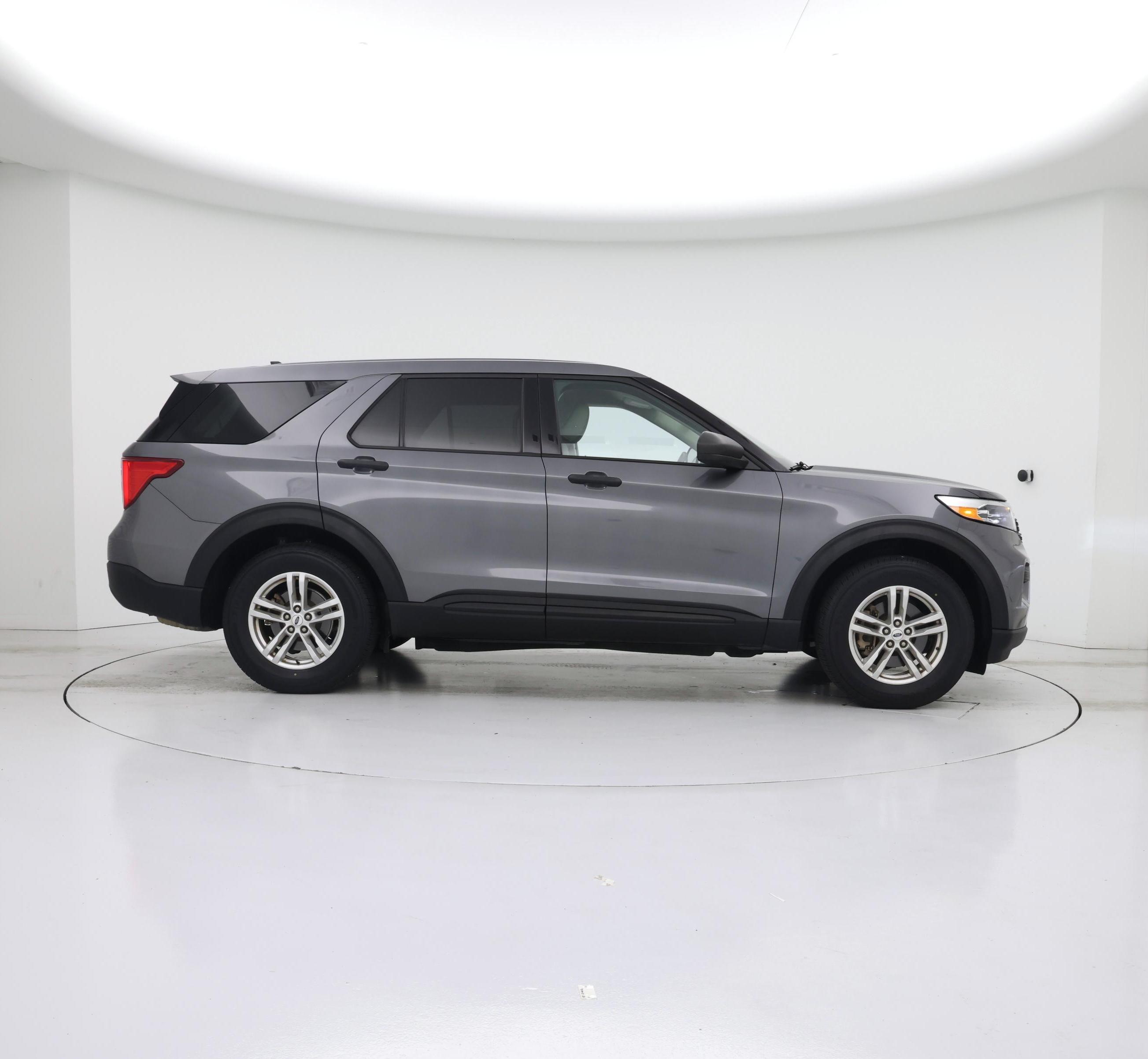 Thumbnail: 2022 Ford Explorer - 7