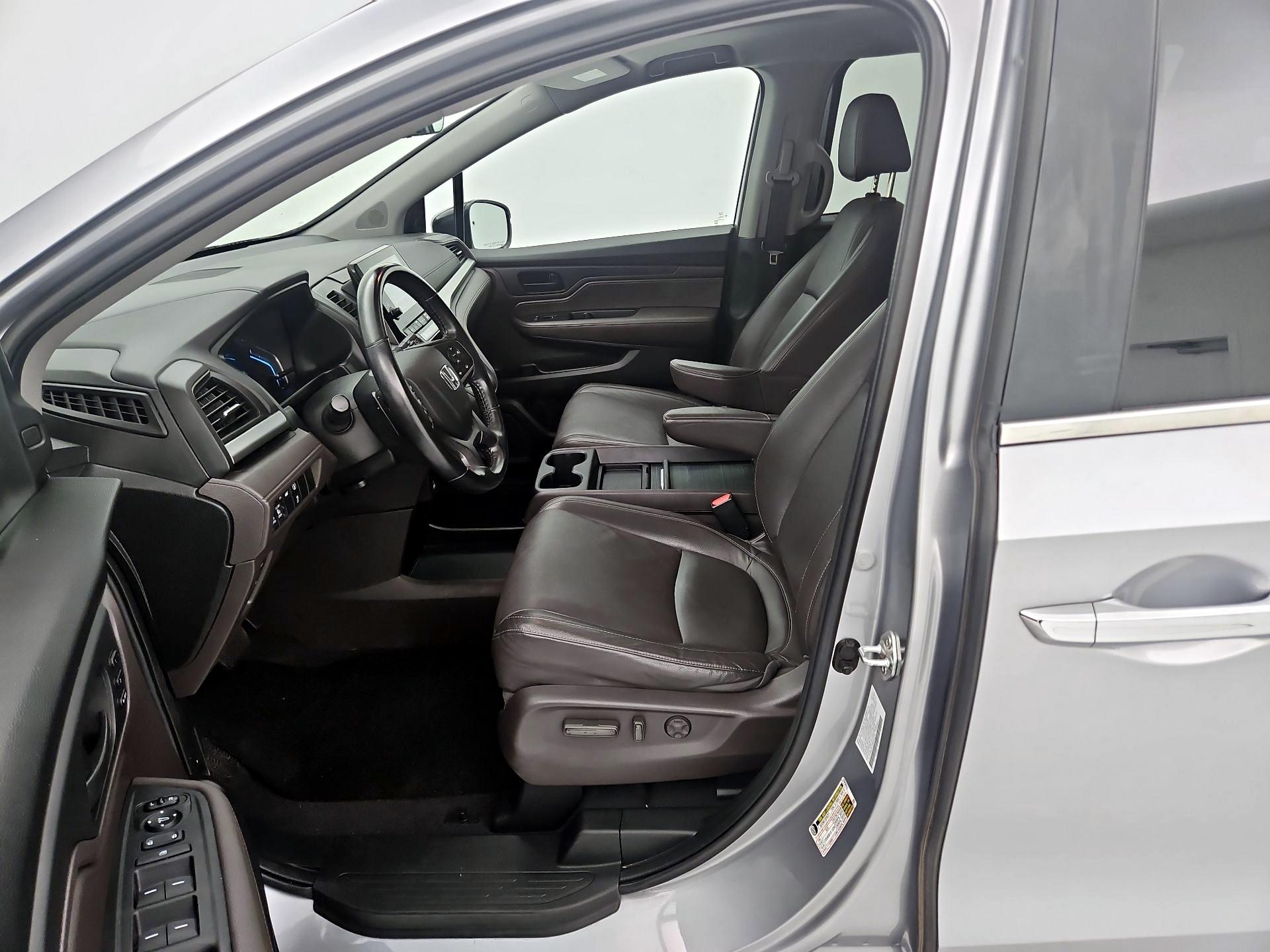 Thumbnail: 2022 Honda Odyssey - 11