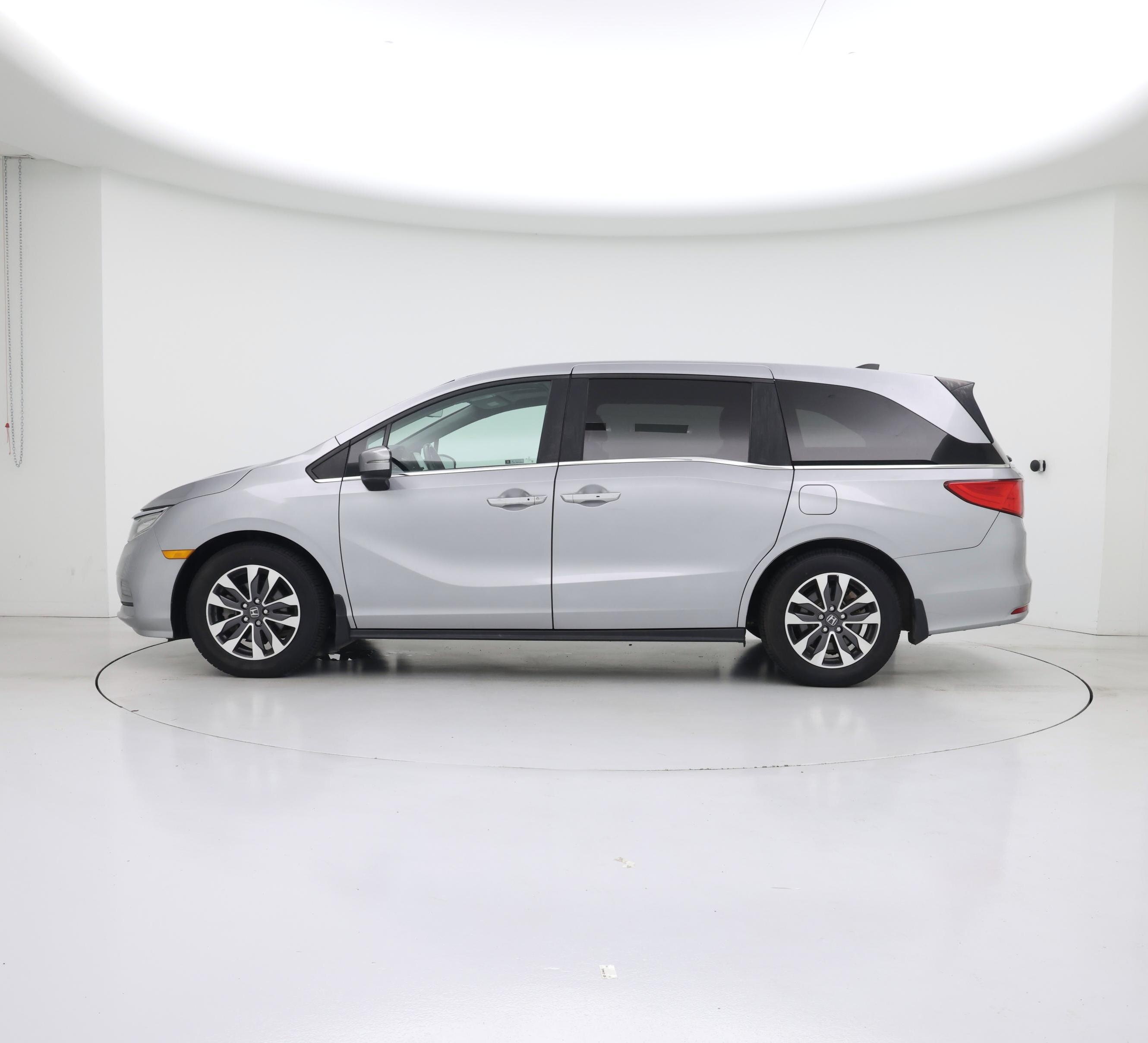 Thumbnail: 2022 Honda Odyssey - 3