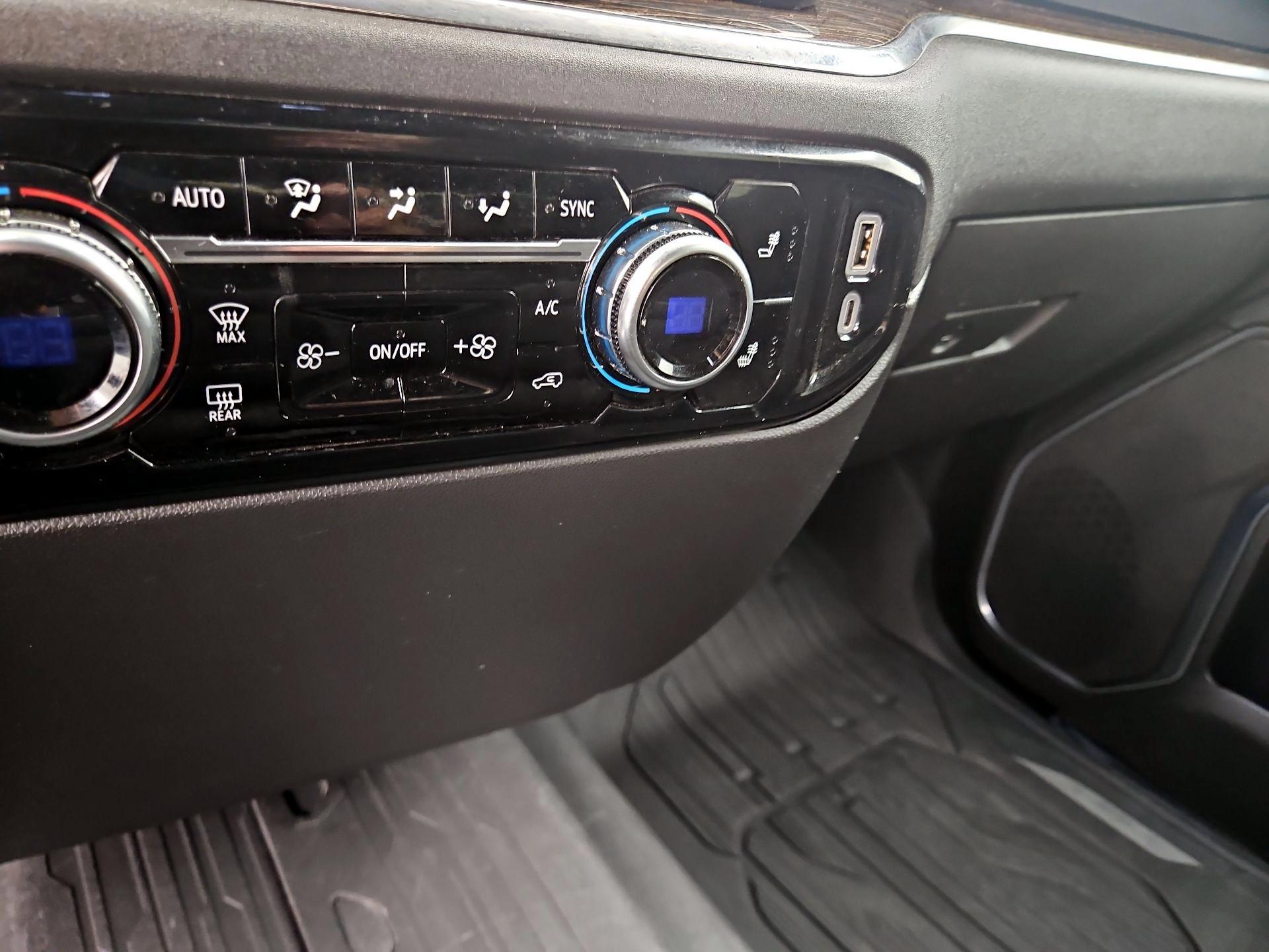 Thumbnail: 2024 GMC Sierra 1500 - 18