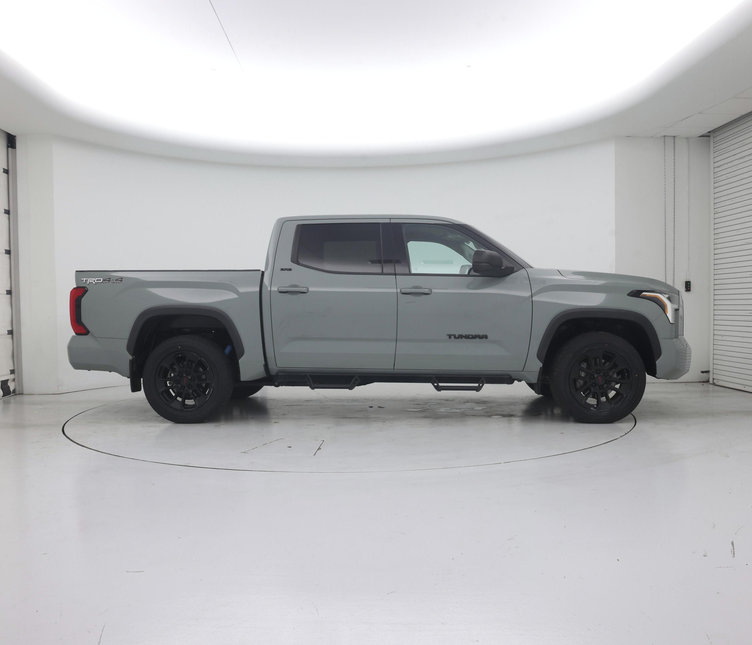 Thumbnail: 2023 Toyota Tundra - 7