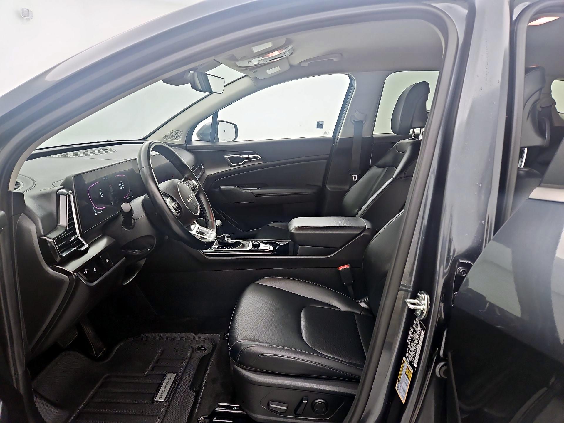 Thumbnail: 2025 Kia Sportage - 11