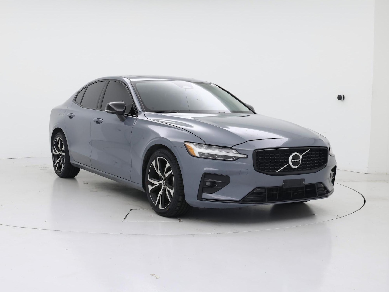 2024 Volvo S60 Core - Photo 2