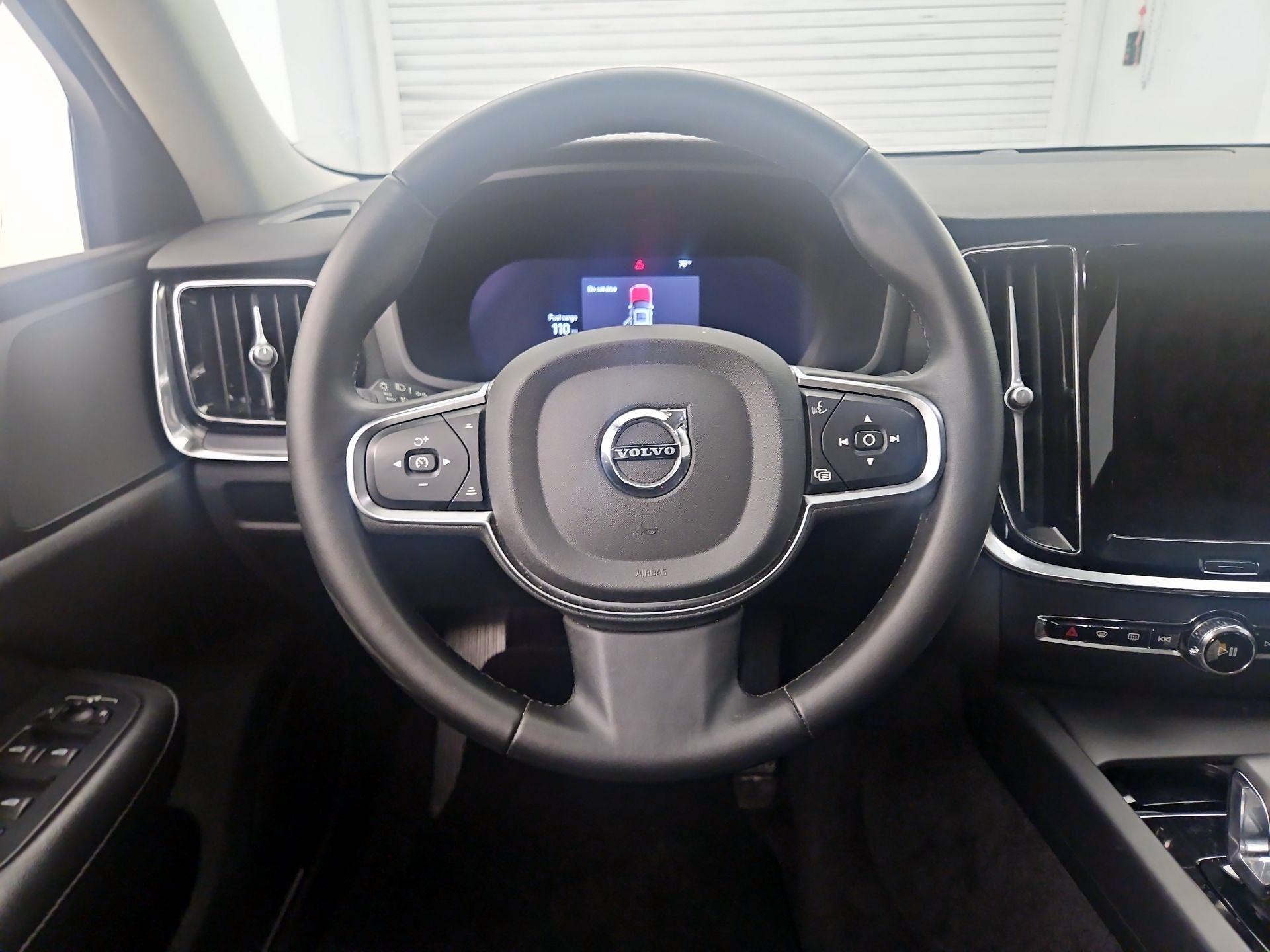 Thumbnail: 2024 Volvo S60 - 10