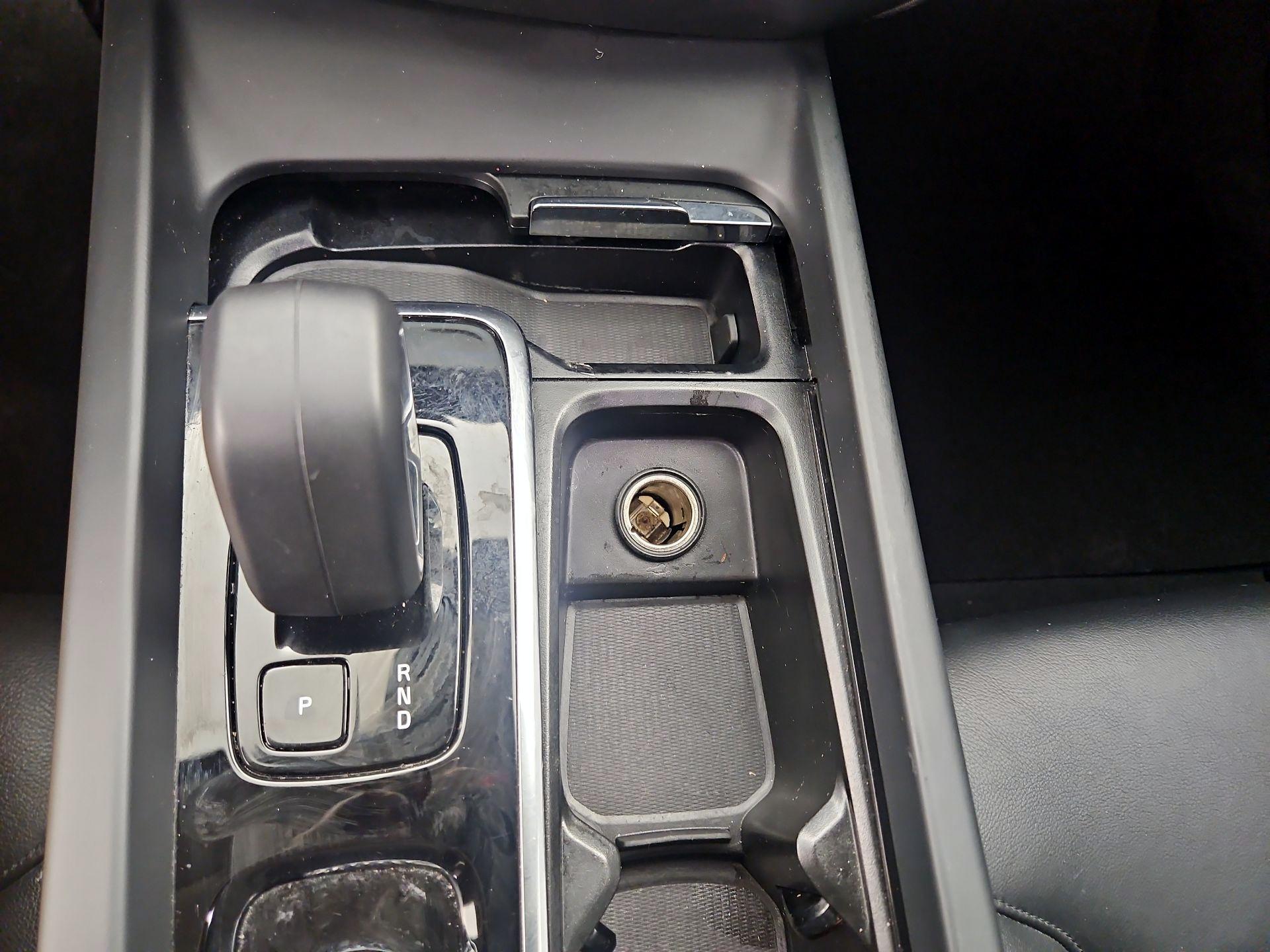 Thumbnail: 2024 Volvo S60 - 18