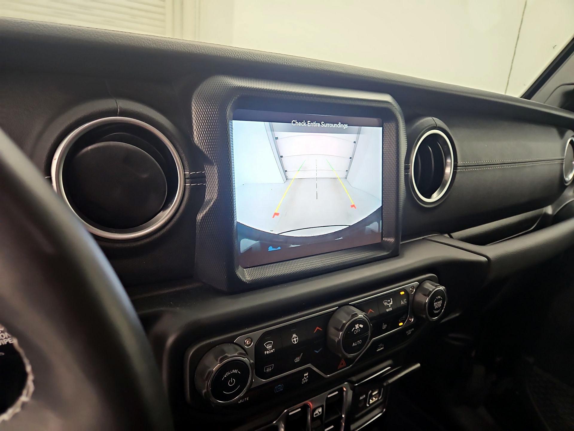 Thumbnail: 2023 Jeep Wrangler - 14