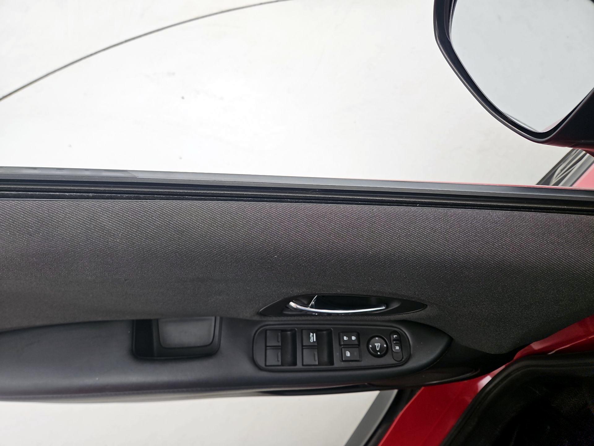Thumbnail: 2019 Honda HR-V - 12