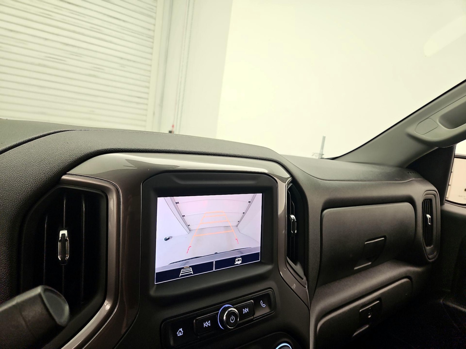 2024 Chevrolet Silverado 1500 Custom - Photo 15
