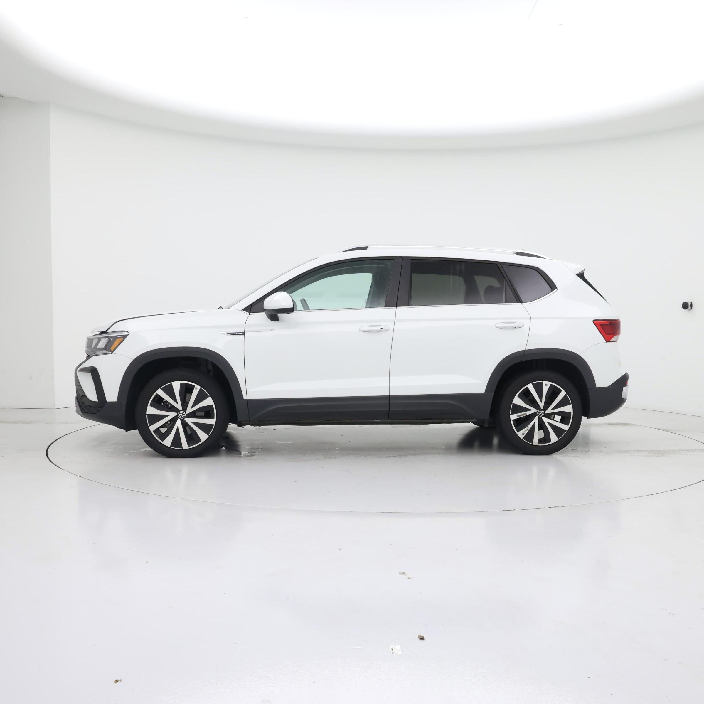 Thumbnail: 2024 Volkswagen Taos - 3