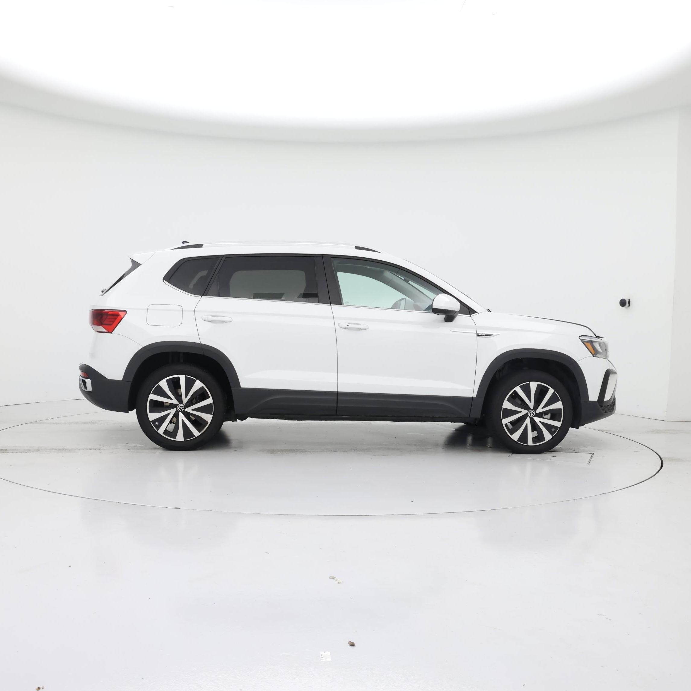 Thumbnail: 2024 Volkswagen Taos - 7