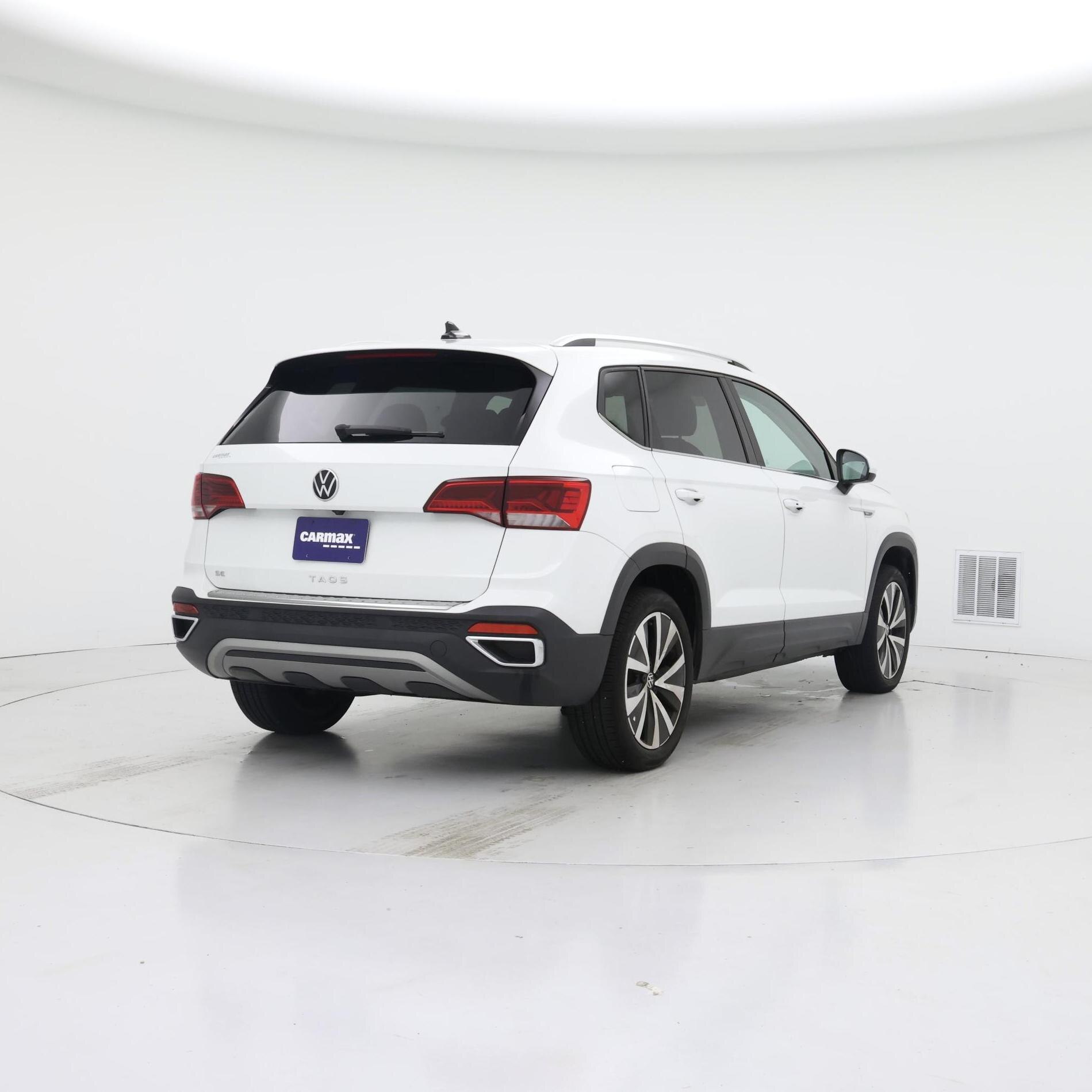 Thumbnail: 2024 Volkswagen Taos - 8