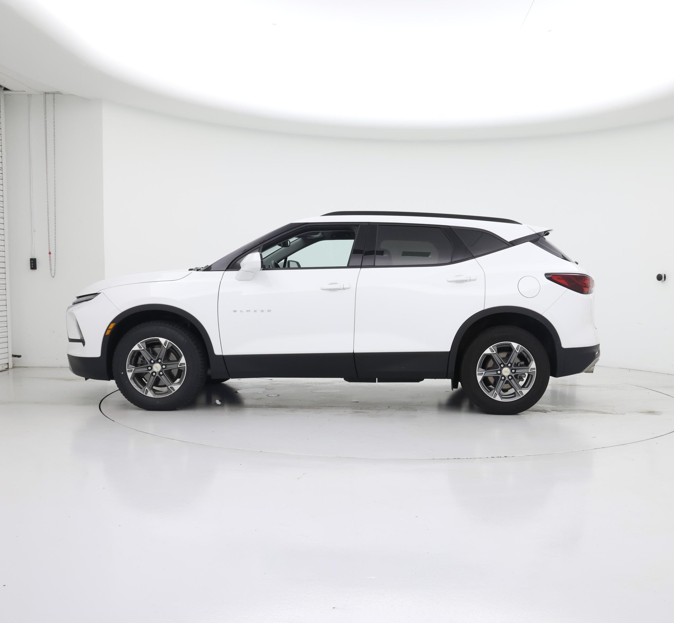 Thumbnail: 2024 Chevrolet Blazer - 3
