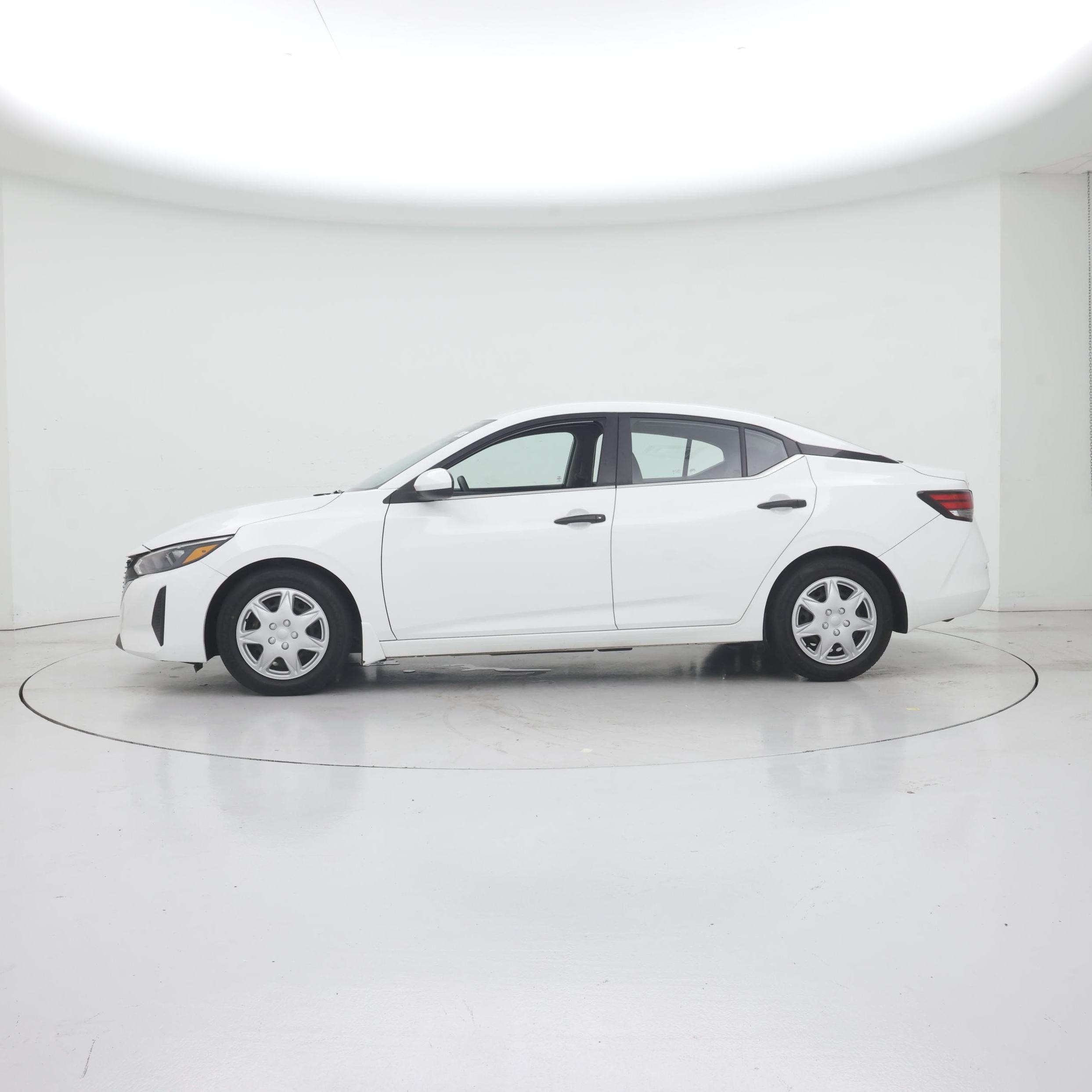 Thumbnail: 2024 Nissan Sentra - 3