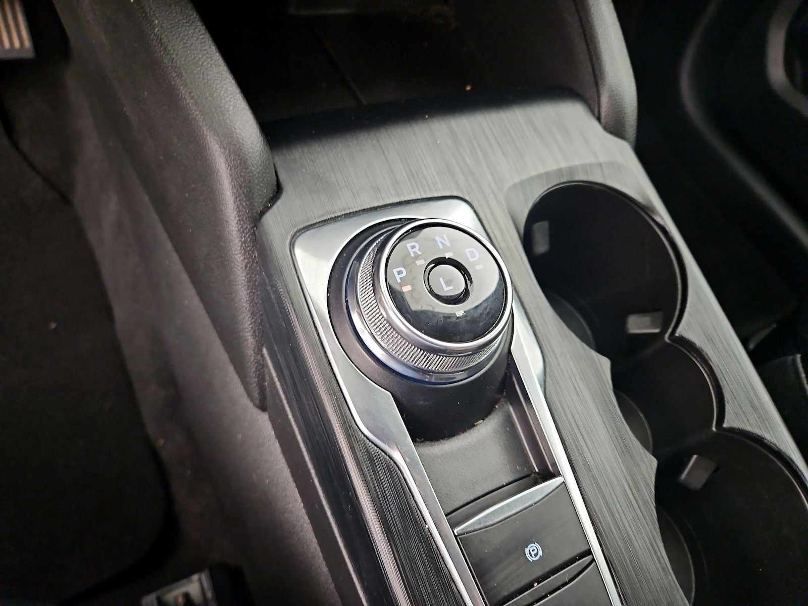 2025 Ford Escape ST-Line - Photo 19