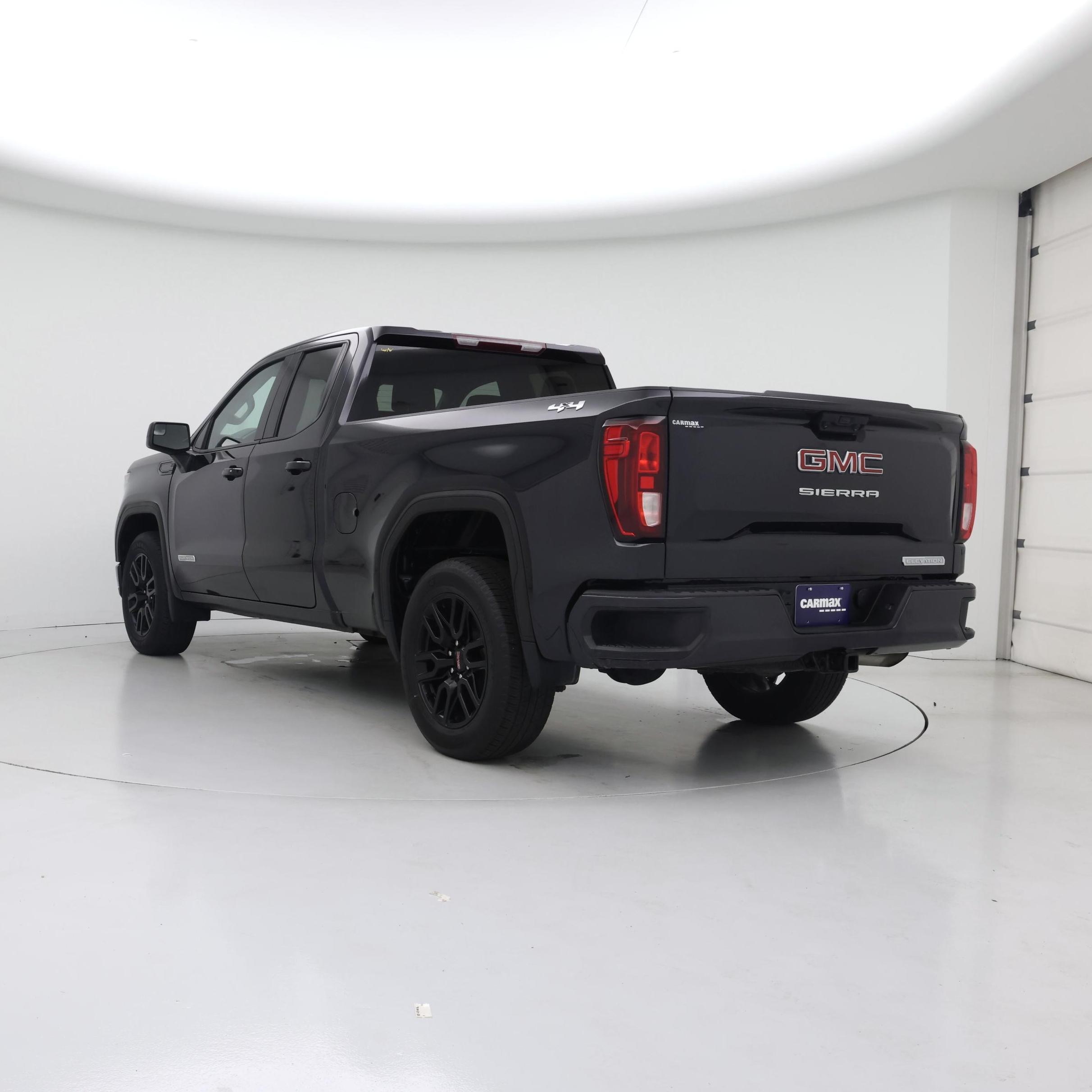 Thumbnail: 2023 GMC Sierra 1500 - 2