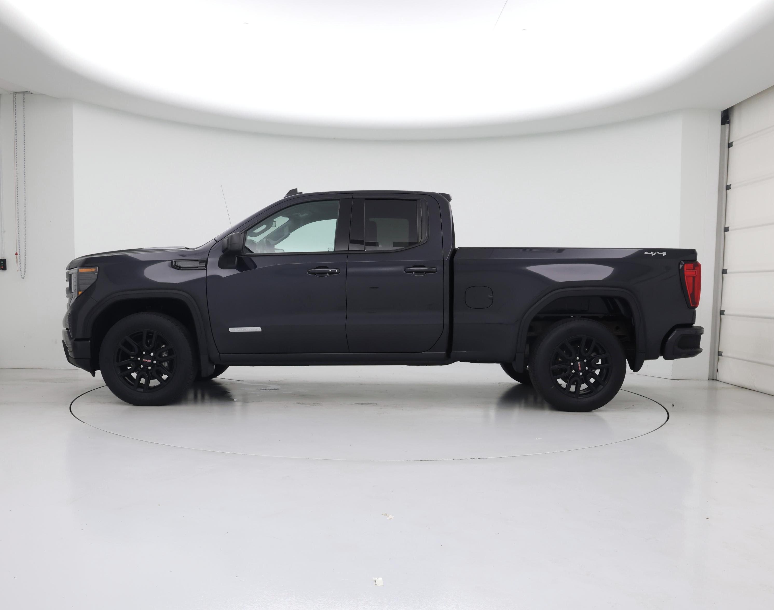 Thumbnail: 2023 GMC Sierra 1500 - 3