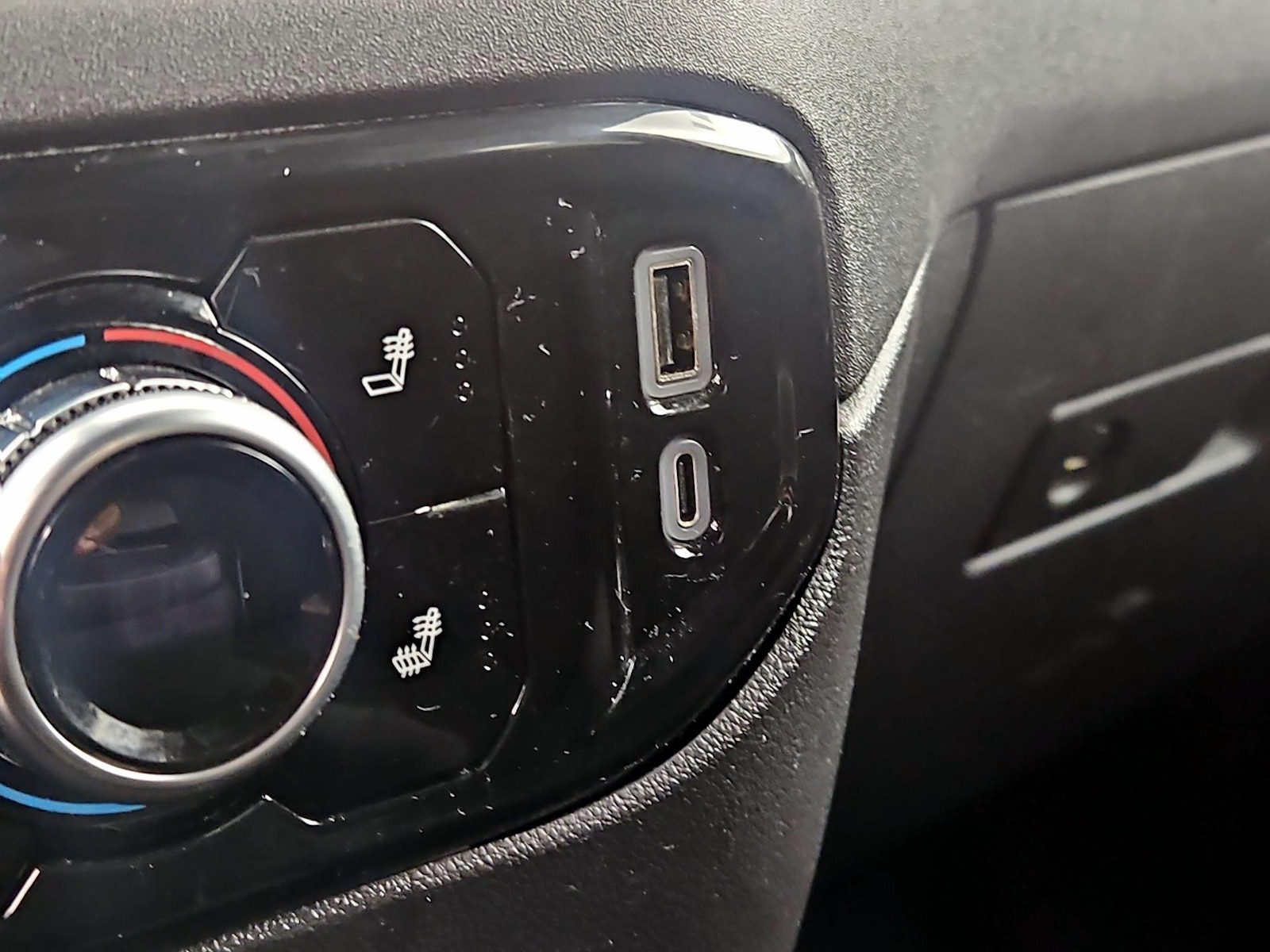 2024 GMC Sierra 1500 Elevation - Photo 19