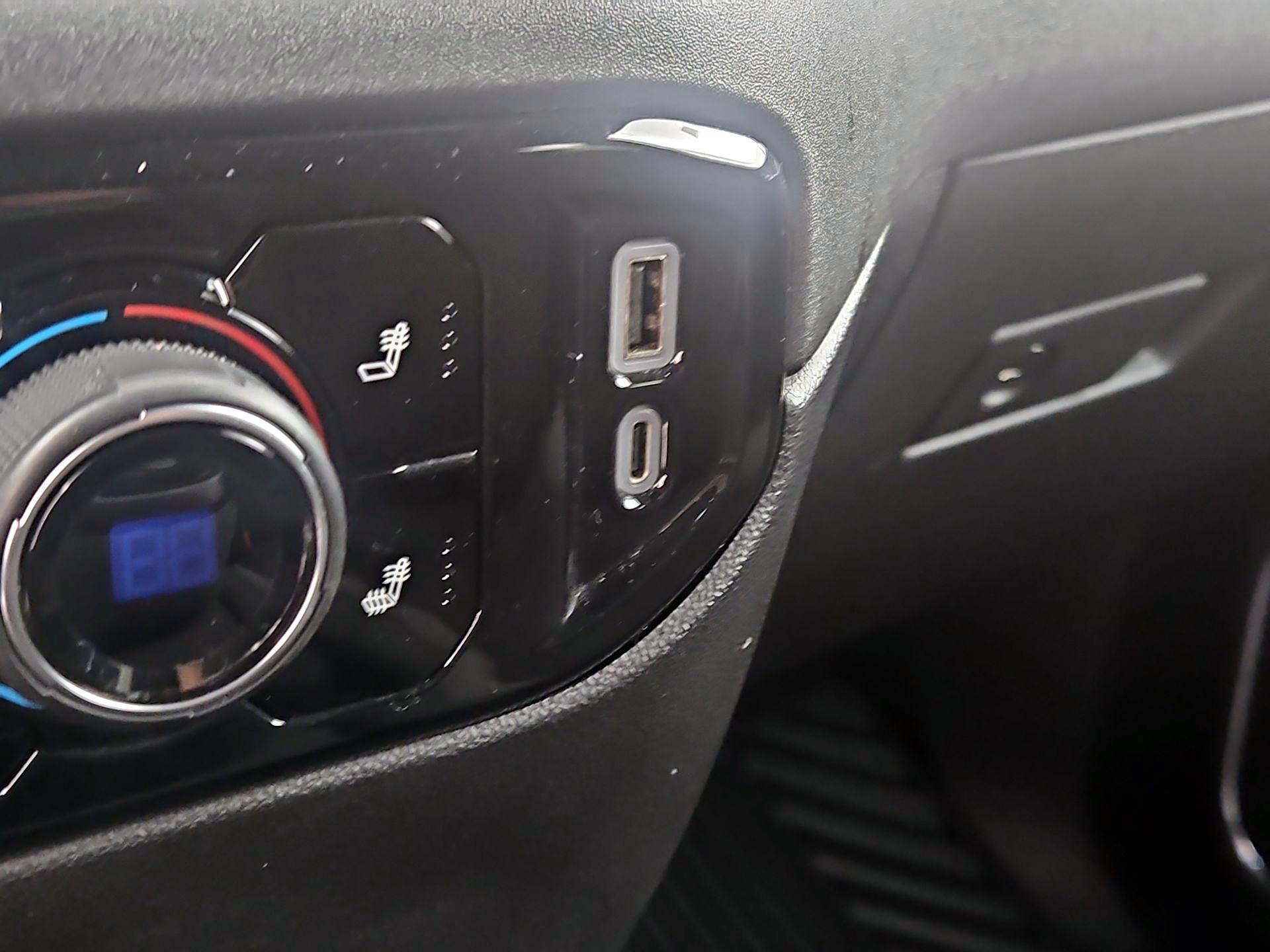 Thumbnail: 2024 Chevrolet Silverado 1500 - 18