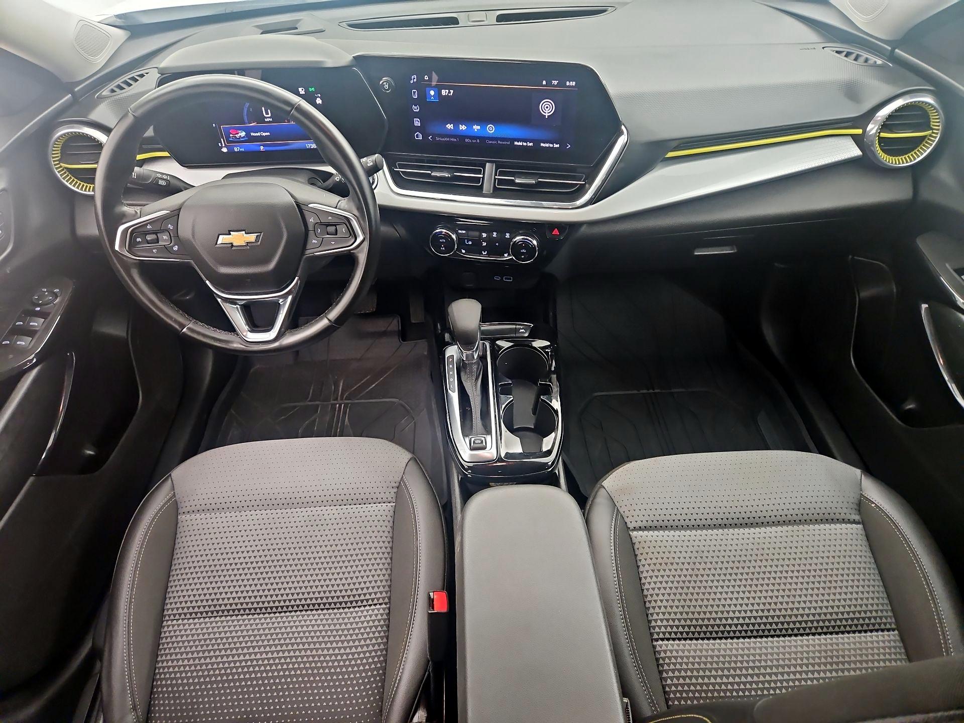 Thumbnail: 2025 Chevrolet Trax - 9