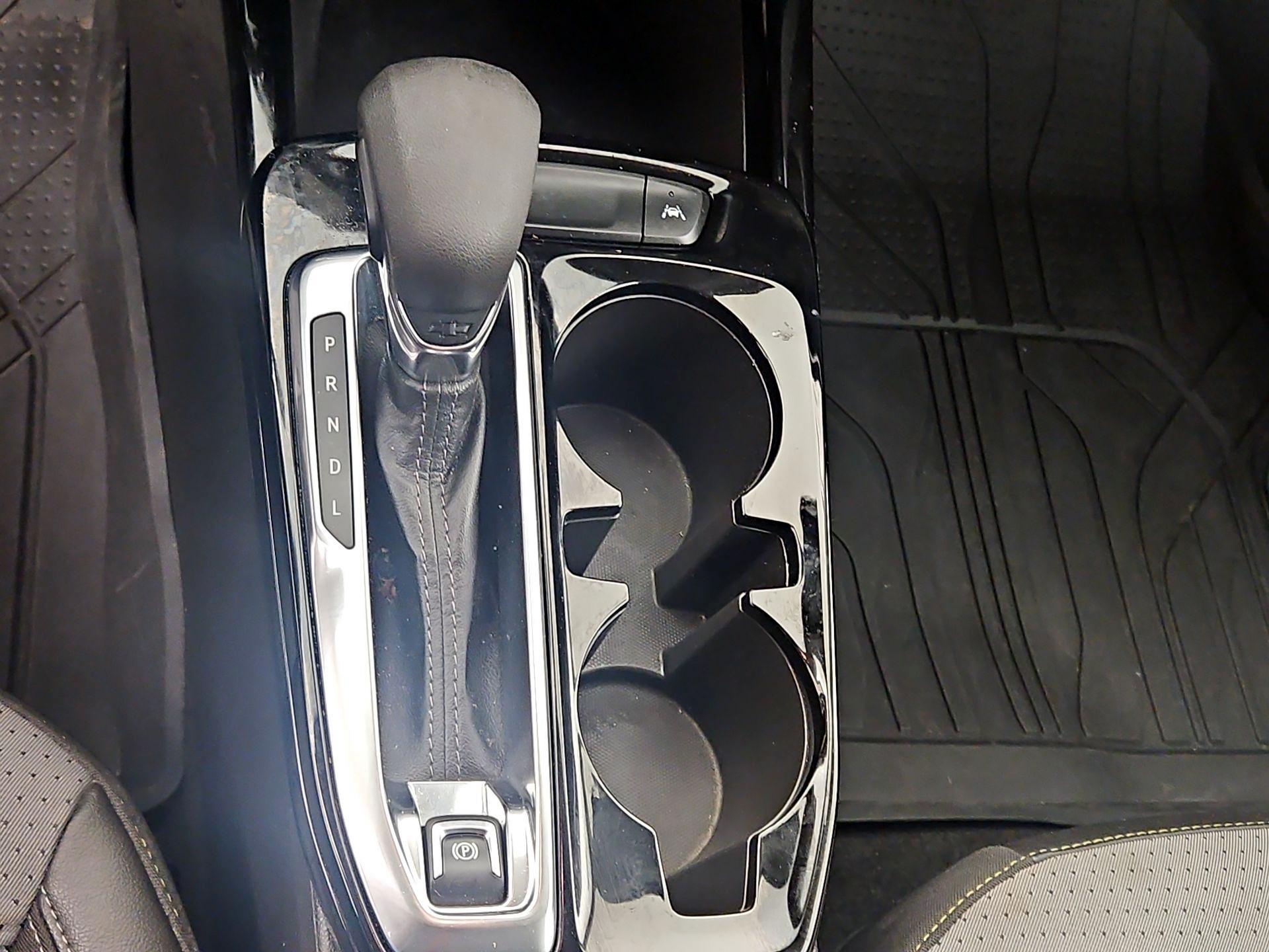 Thumbnail: 2025 Chevrolet Trax - 17