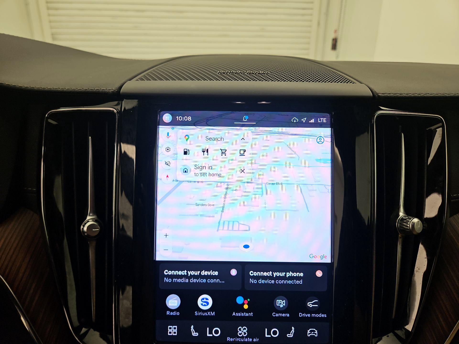 Thumbnail: 2023 Volvo XC60 - 14