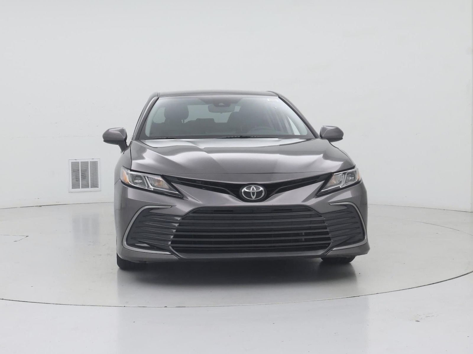 2022 Toyota Camry LE - Photo 6