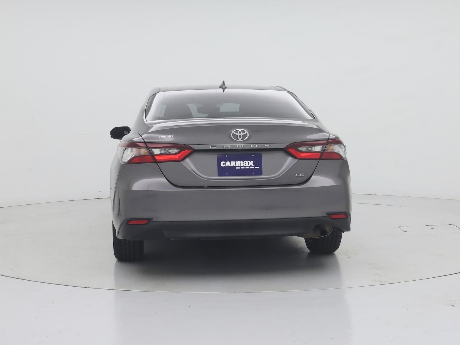 2022 Toyota Camry LE - Photo 7