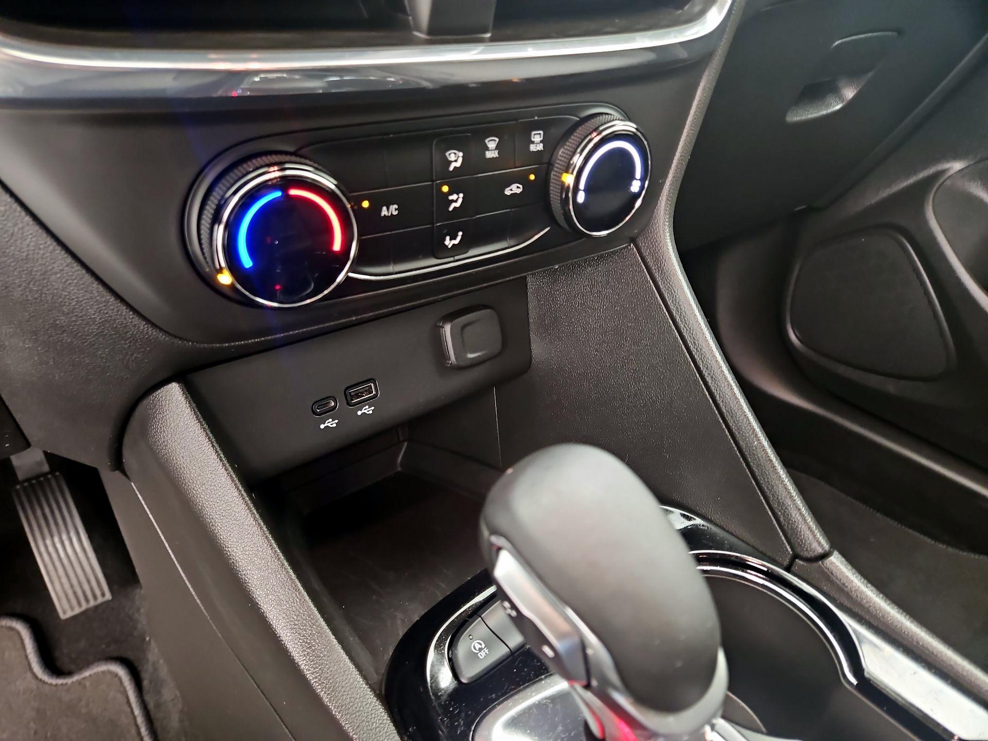 Thumbnail: 2025 Buick Encore GX - 16