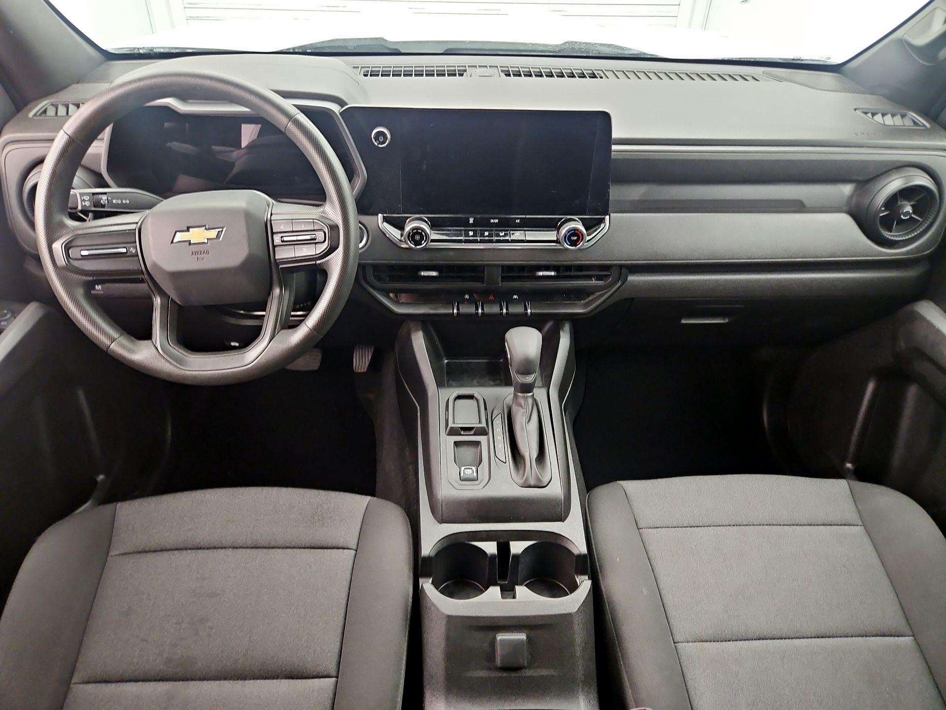 Thumbnail: 2024 Chevrolet Colorado - 9