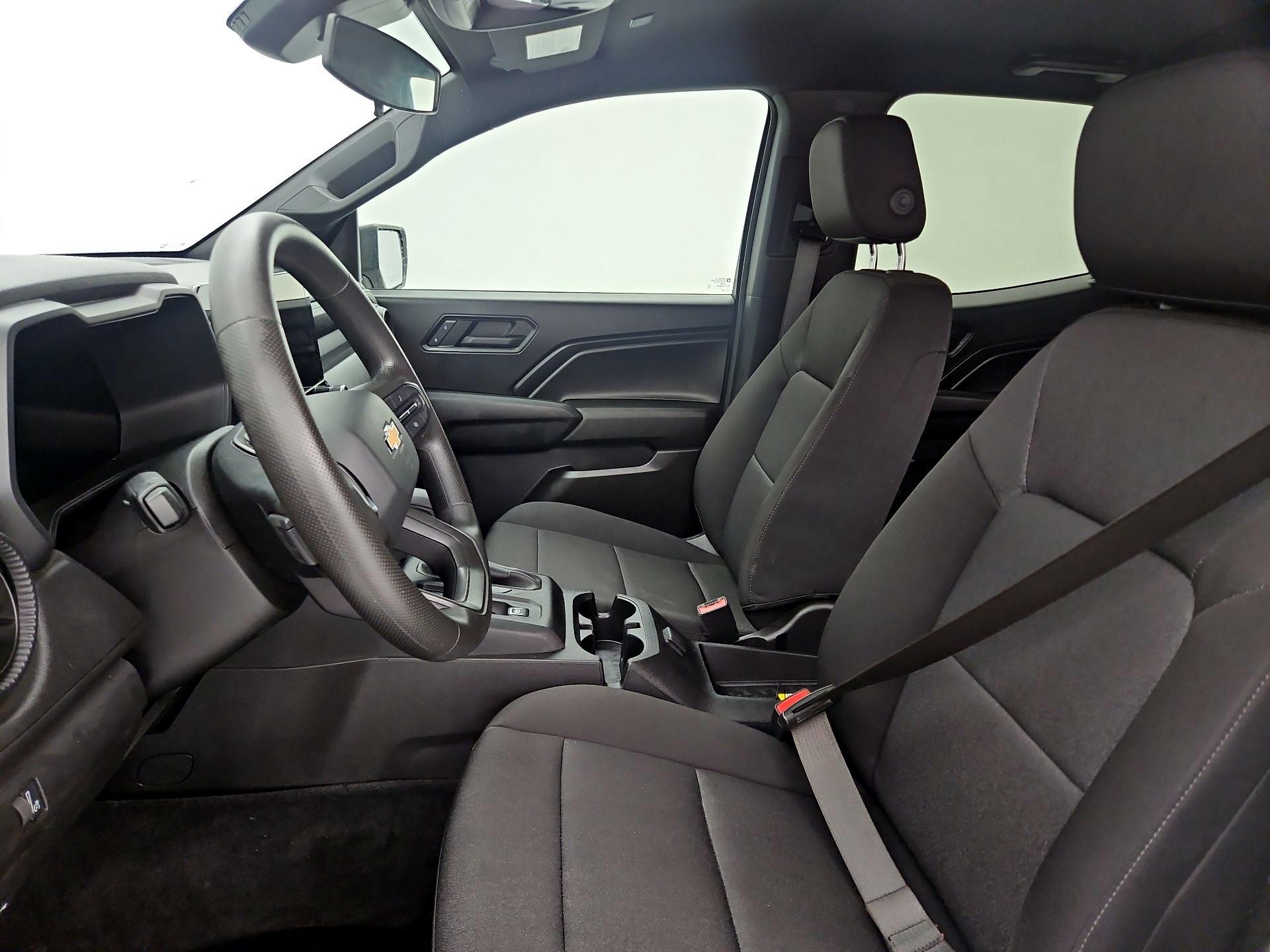 Thumbnail: 2024 Chevrolet Colorado - 11