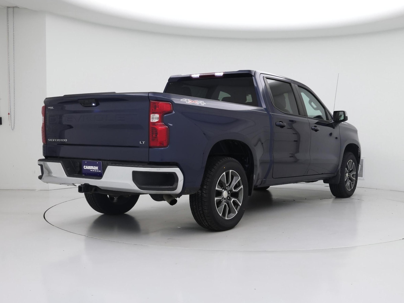 2023 Chevrolet Silverado 1500 LT - Photo 9