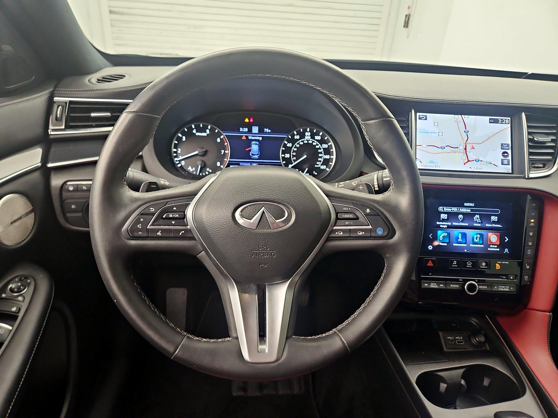 Thumbnail: 2023 INFINITI QX50 - 10