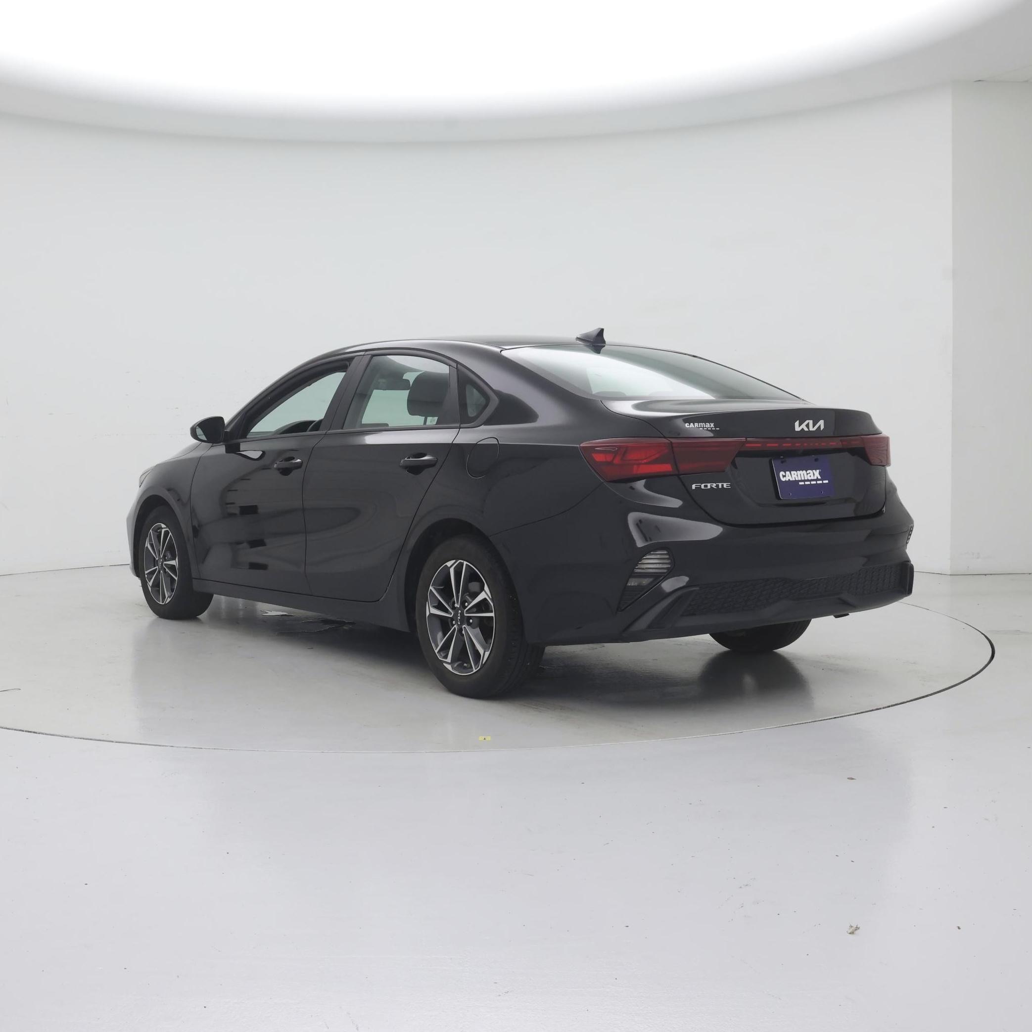 Thumbnail: 2024 Kia Forte - 2