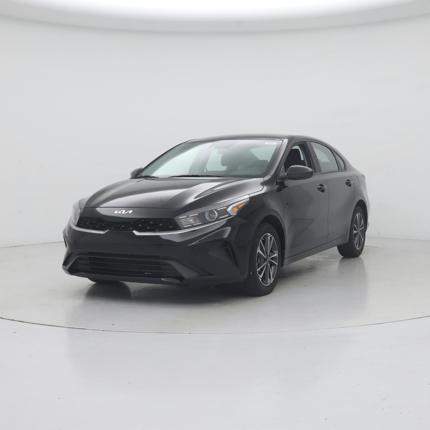 Thumbnail: 2024 Kia Forte - 4