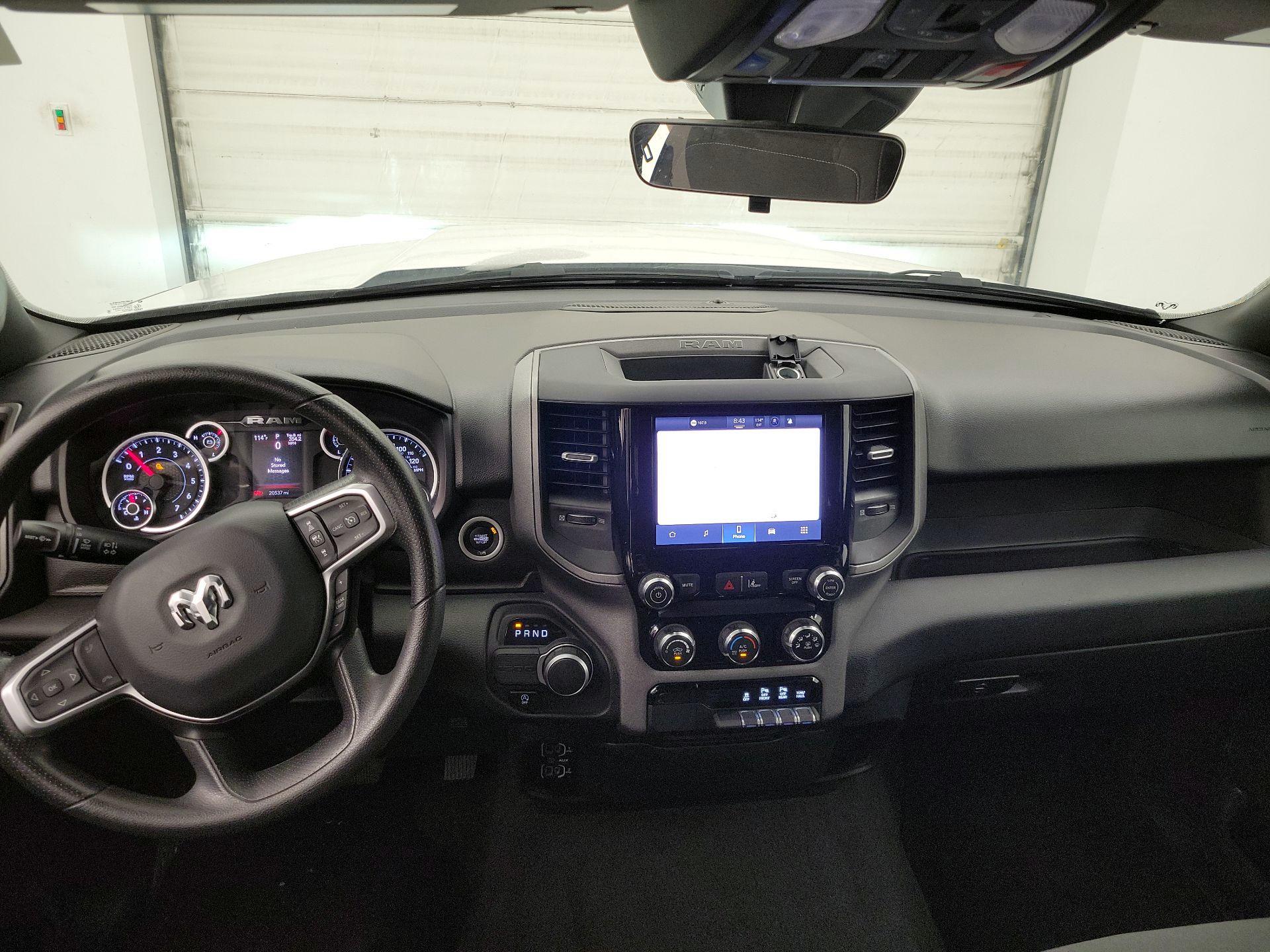 Thumbnail: 2025 RAM 1500 - 9