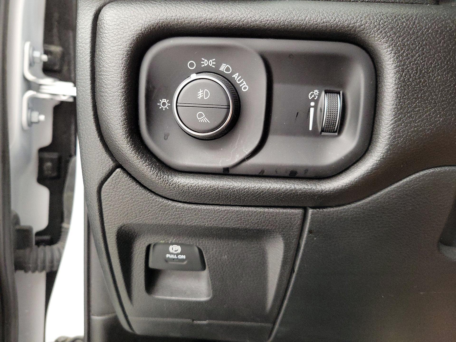 Thumbnail: 2025 RAM 1500 - 13