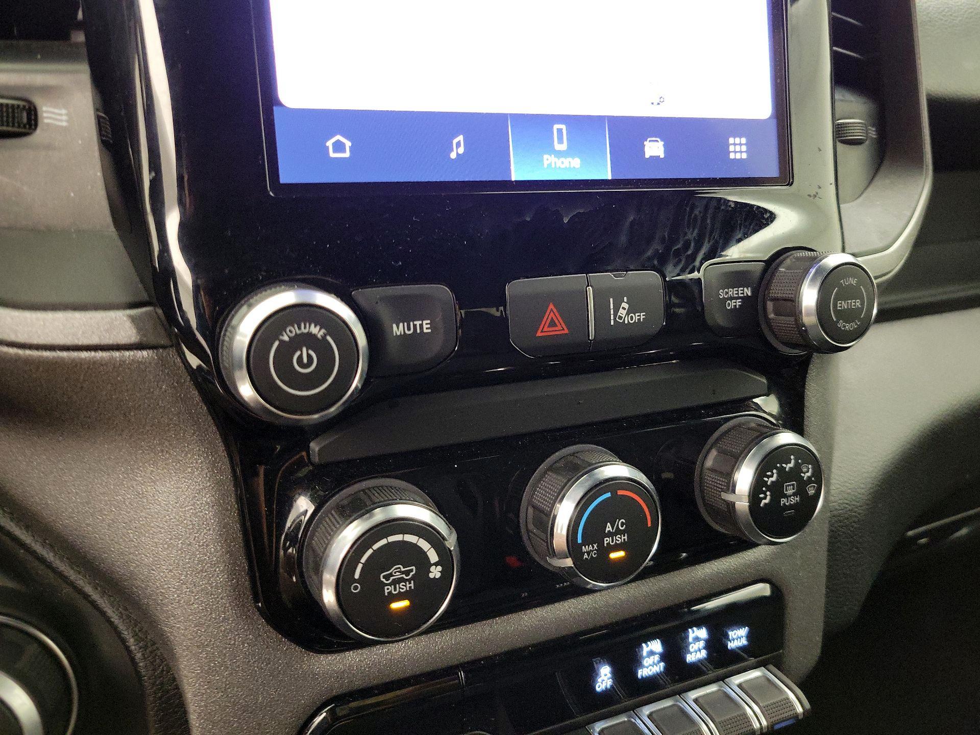 Thumbnail: 2025 RAM 1500 - 16