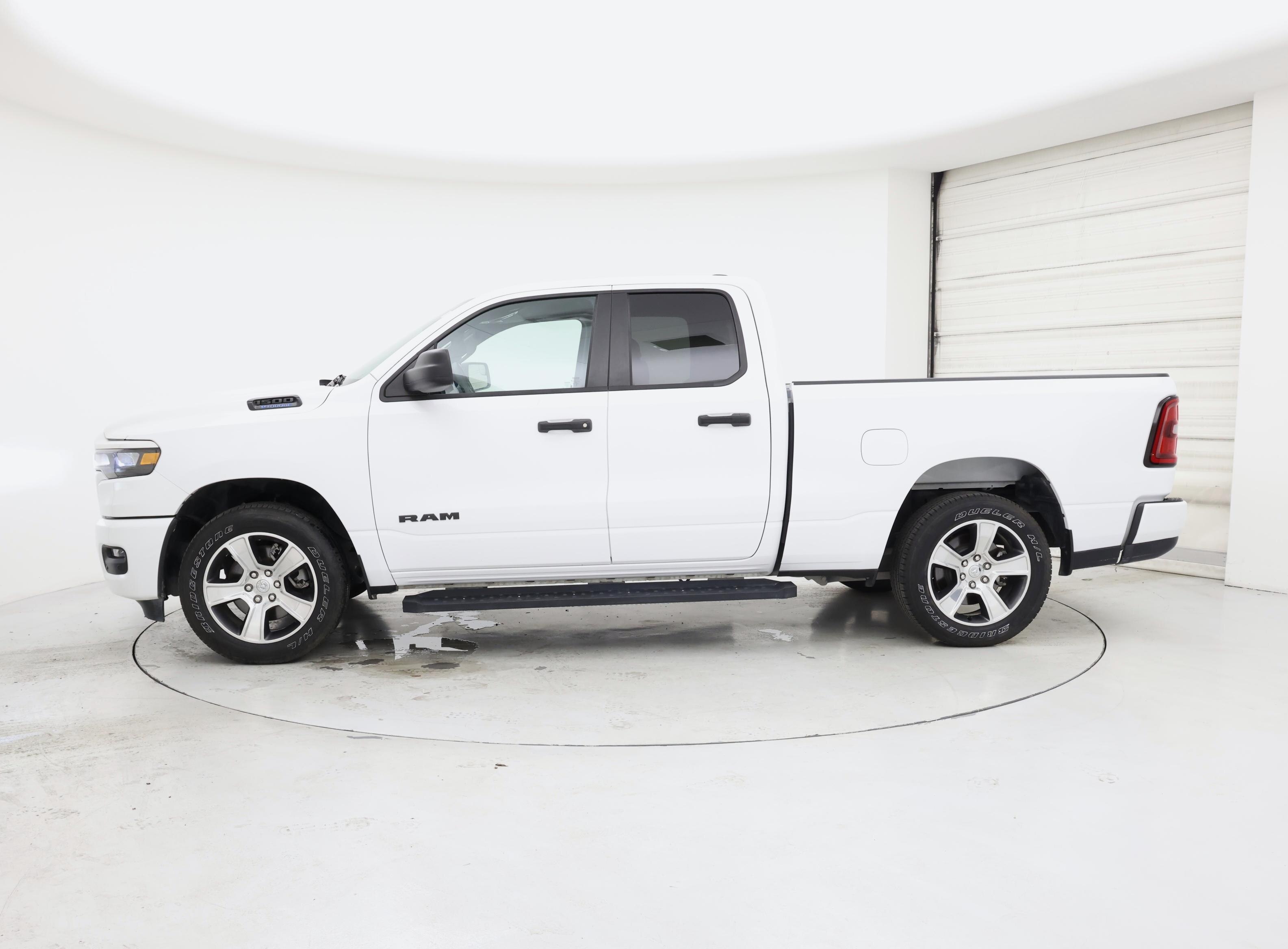 Thumbnail: 2025 RAM 1500 - 3