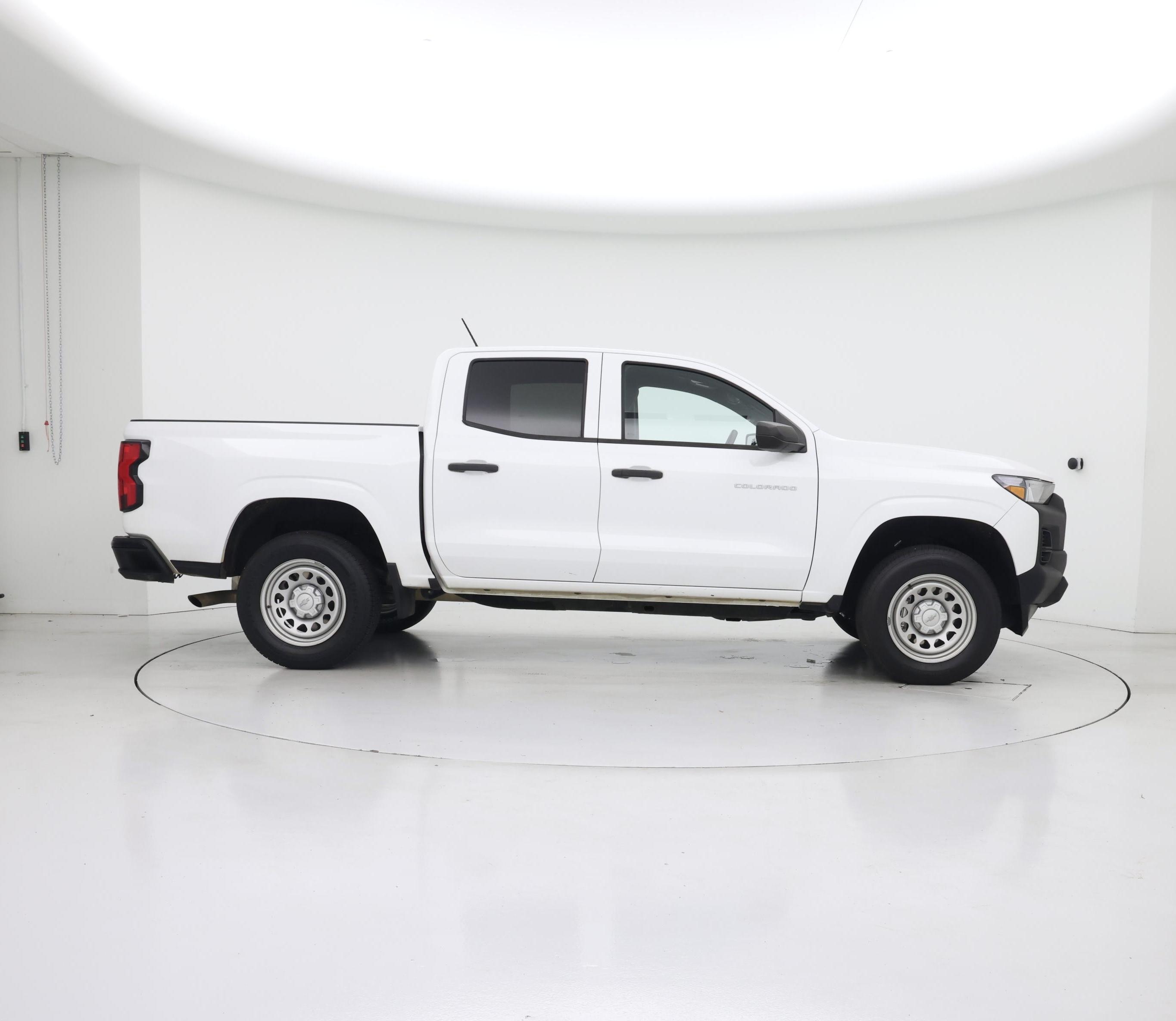 Thumbnail: 2024 Chevrolet Colorado - 7