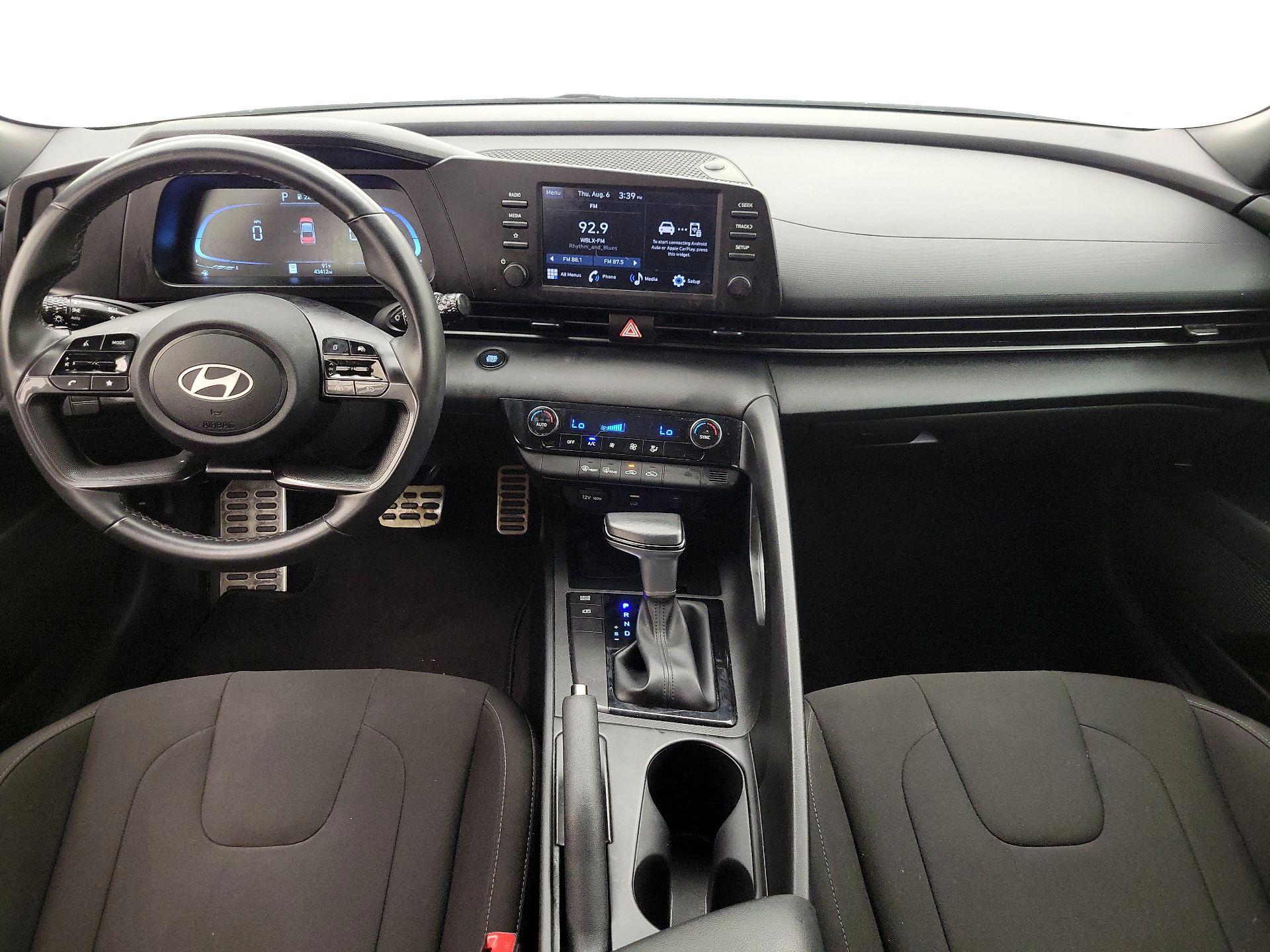 Thumbnail: 2025 Hyundai Elantra - 9