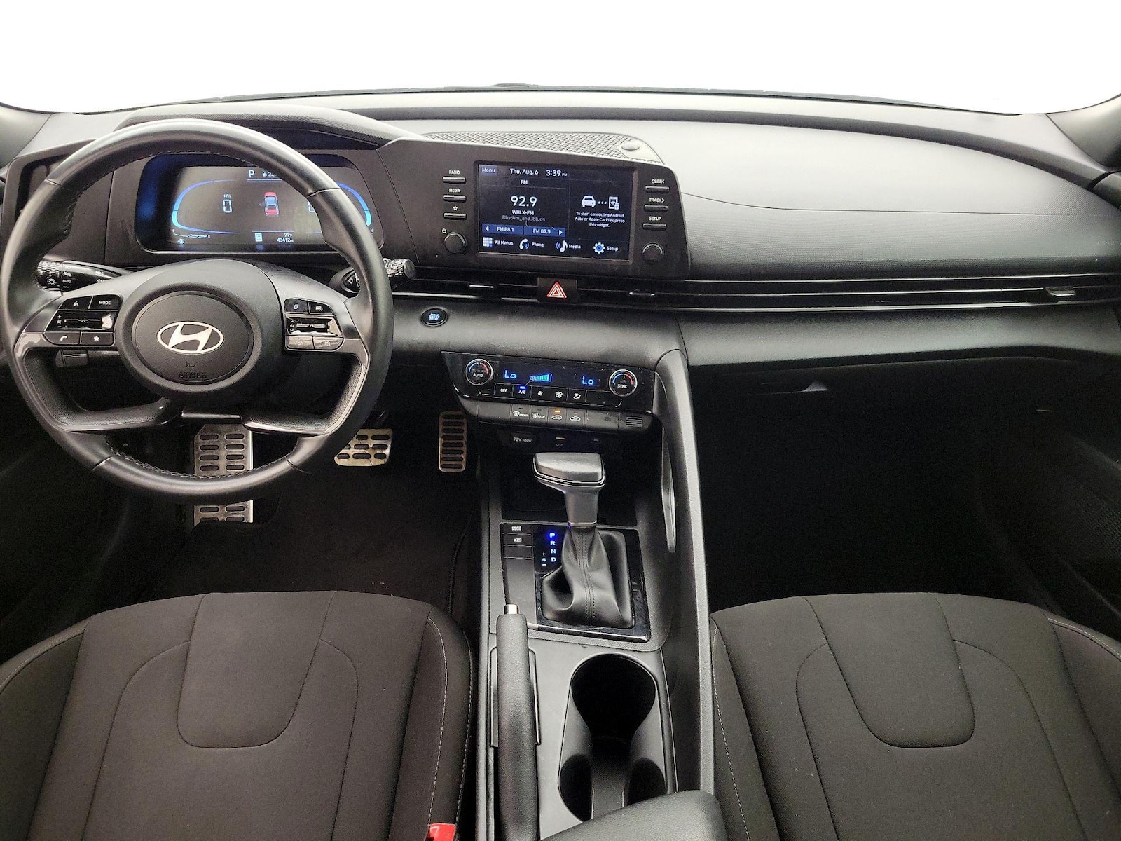 2025 Hyundai Elantra SEL - Photo 10