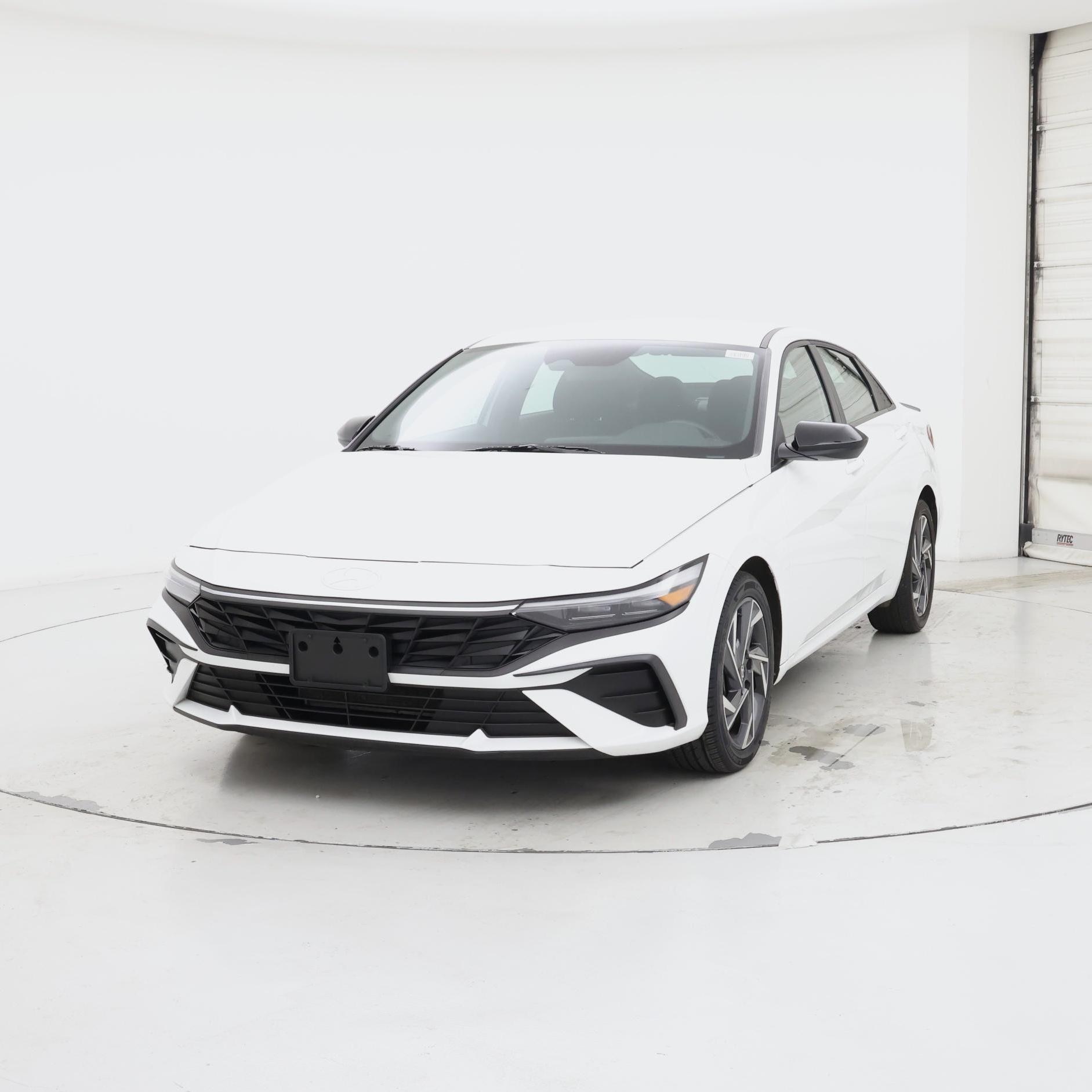Thumbnail: 2025 Hyundai Elantra - 4