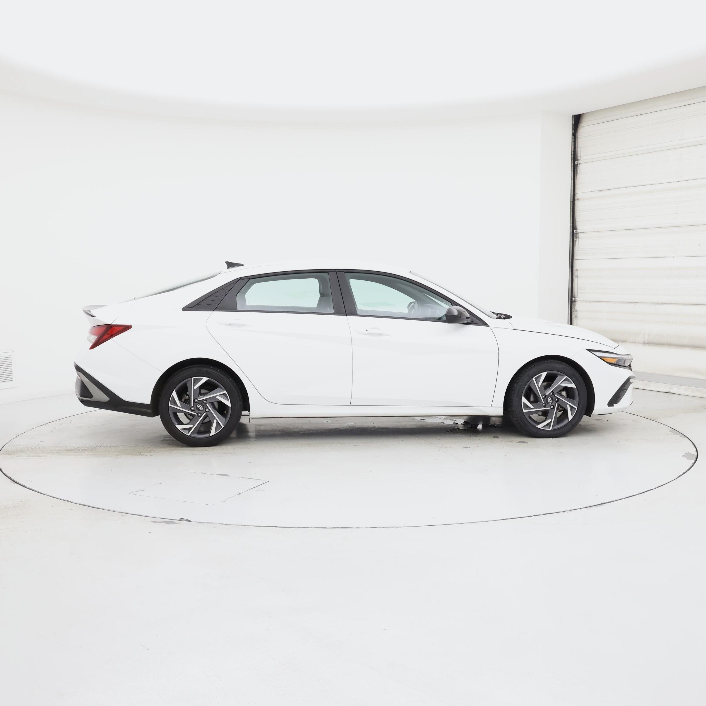Thumbnail: 2025 Hyundai Elantra - 7