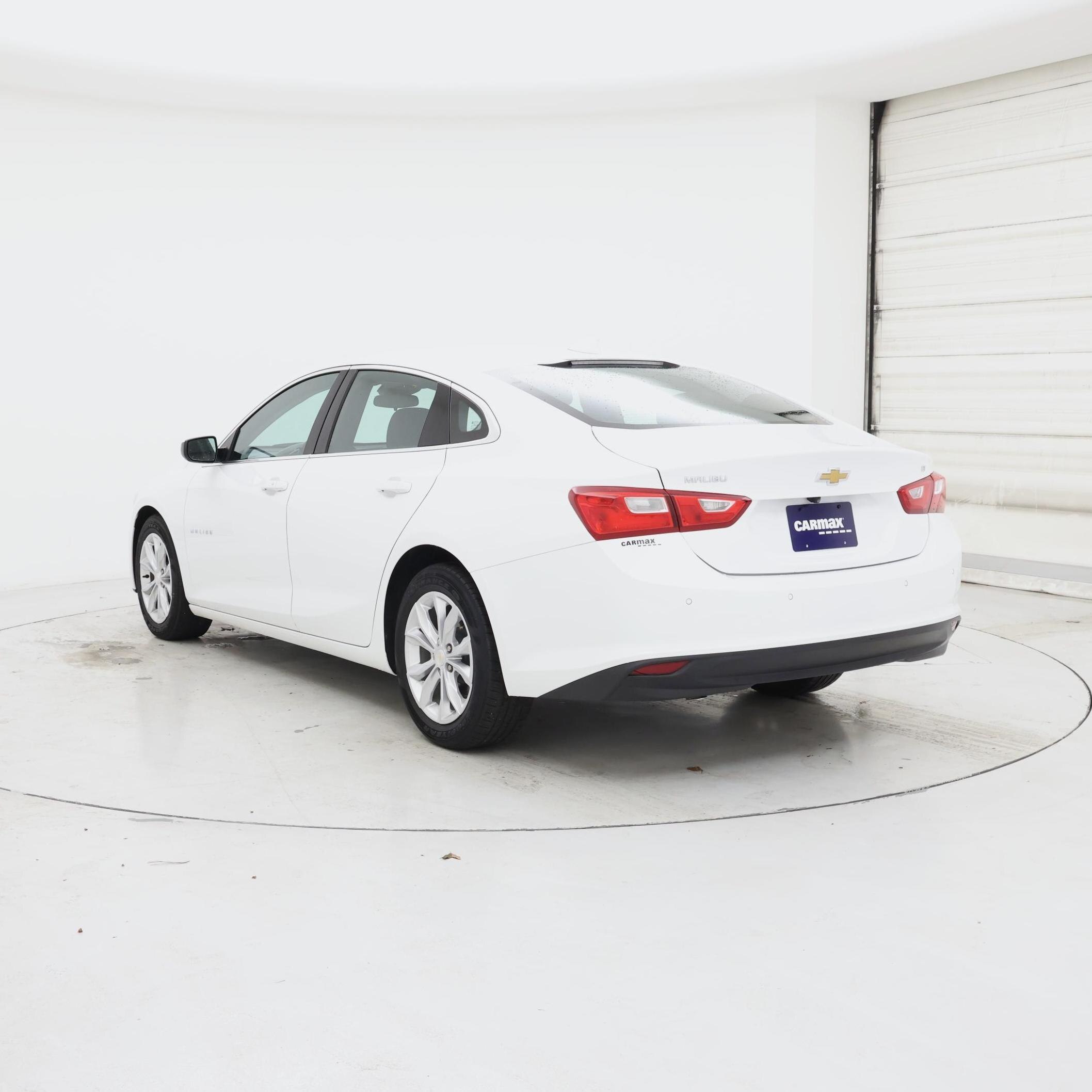Thumbnail: 2024 Chevrolet Malibu - 2