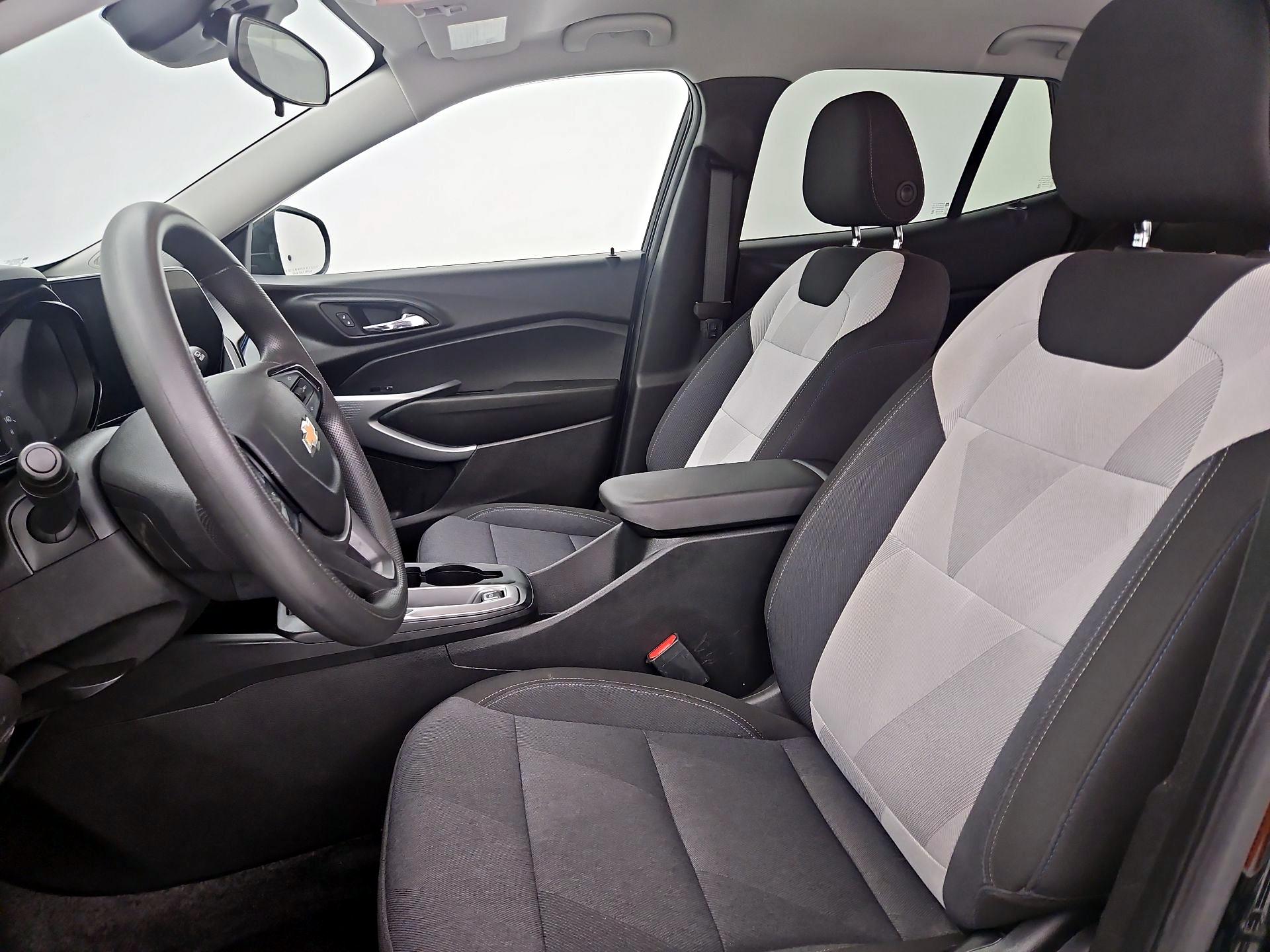 Thumbnail: 2024 Chevrolet Trax - 11