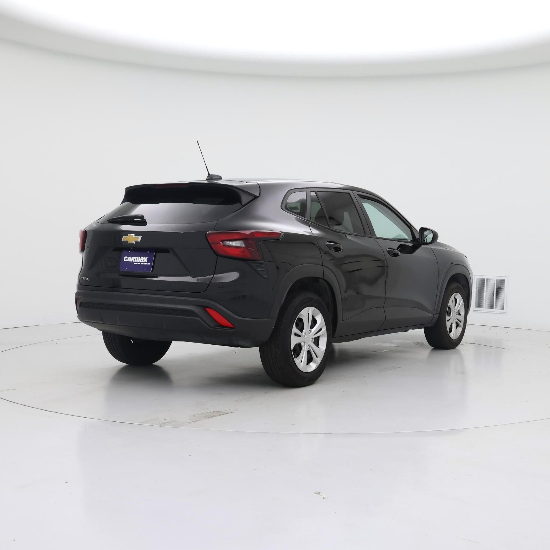 Thumbnail: 2024 Chevrolet Trax - 8