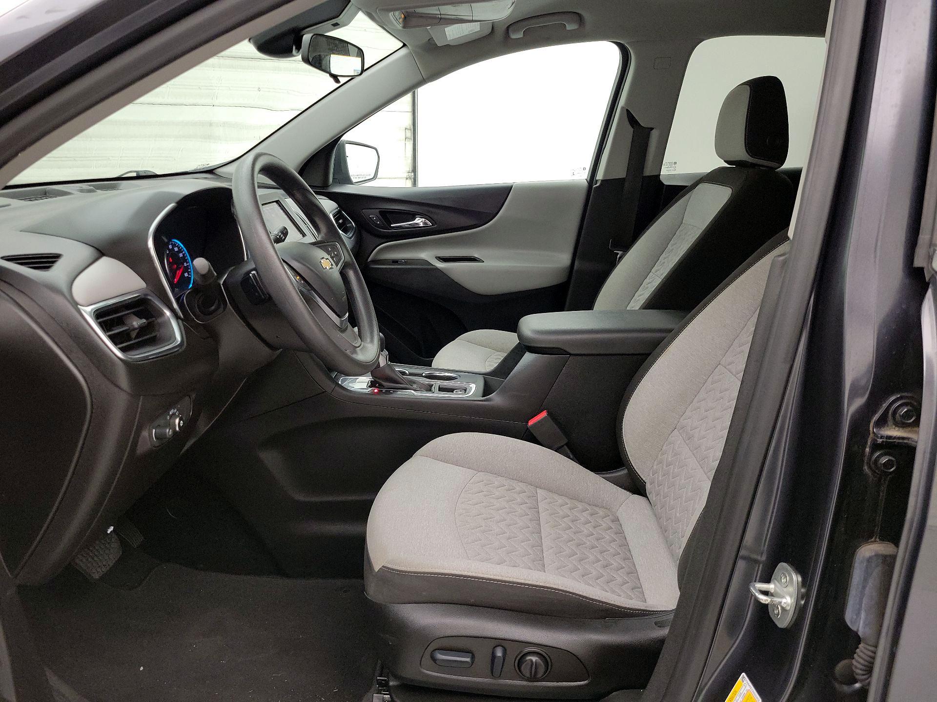 Thumbnail: 2022 Chevrolet Equinox - 11
