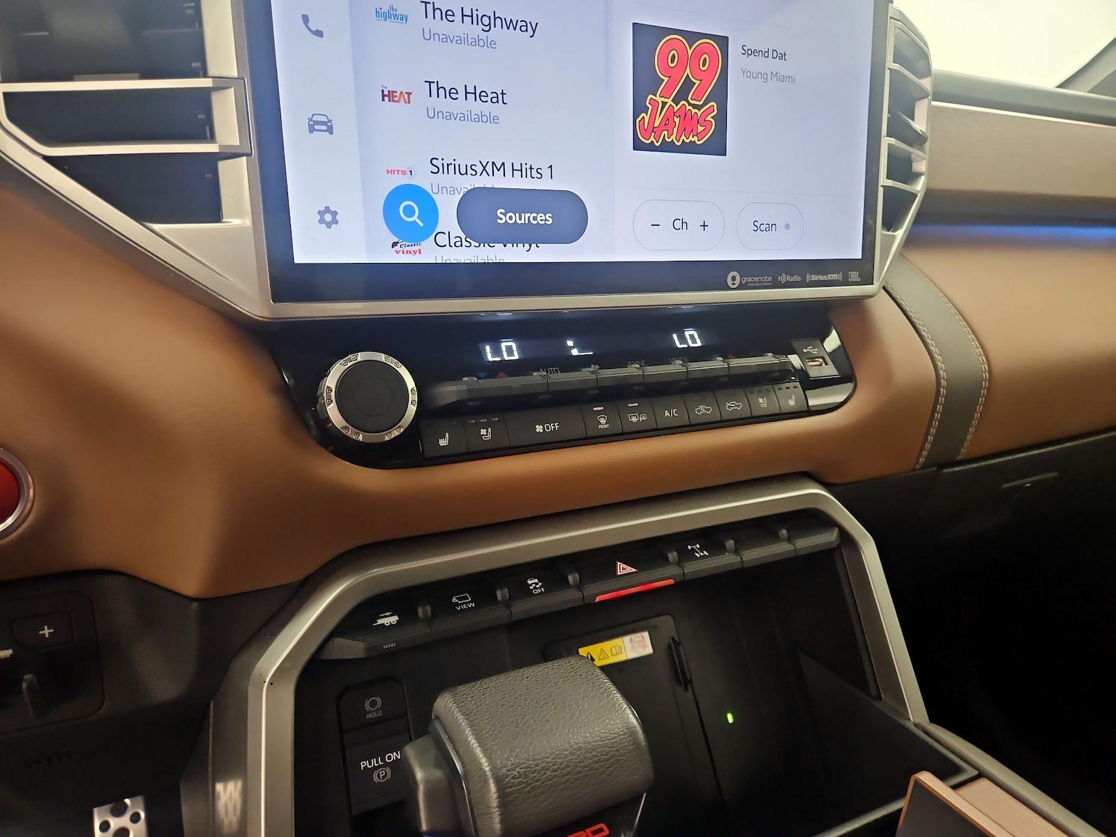 2023 Toyota Tundra 1794 Edition - Photo 17
